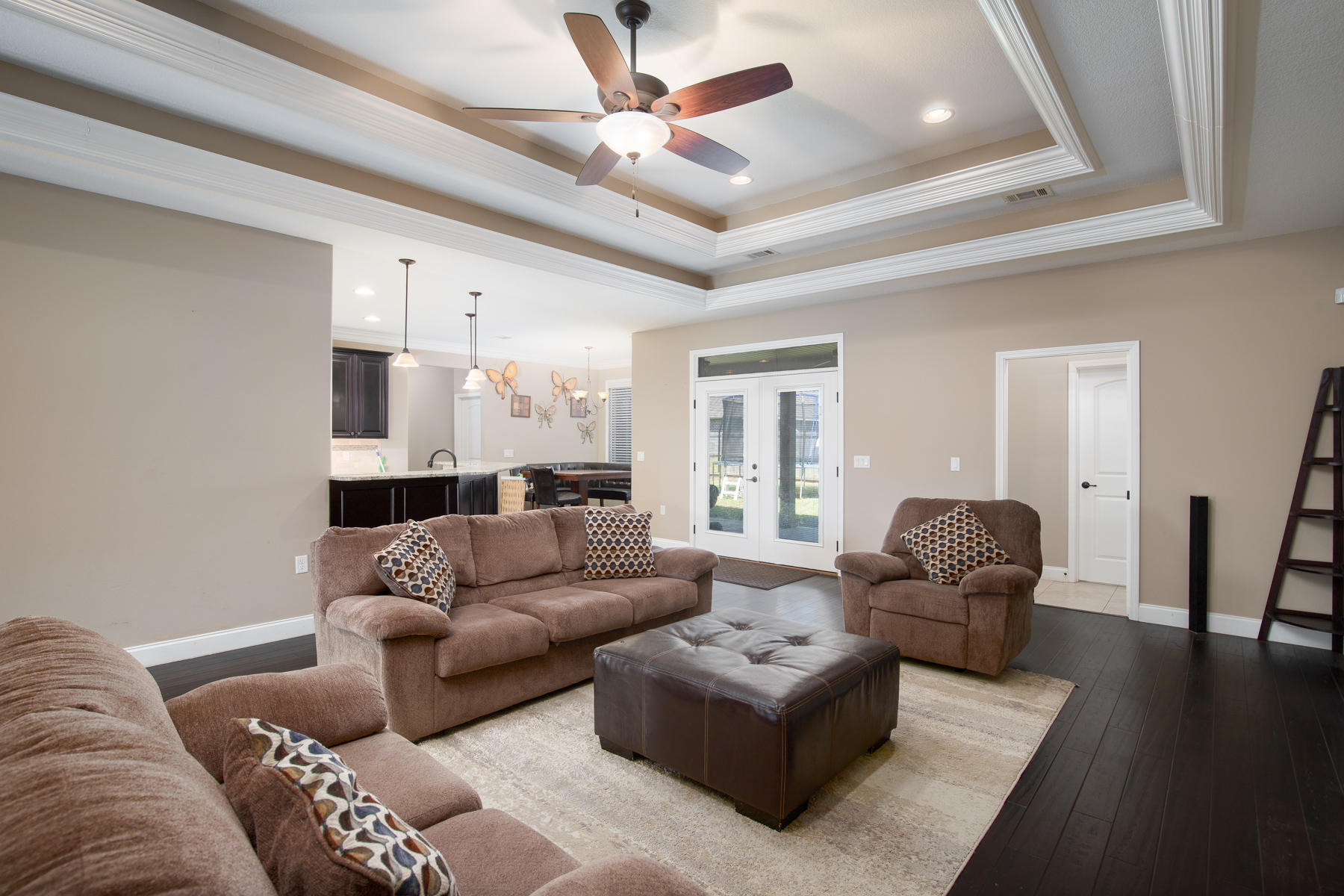 MAJESTIC OAKS - Residential