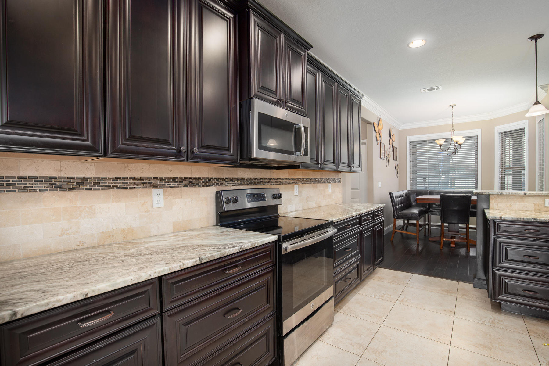 MAJESTIC OAKS - Residential