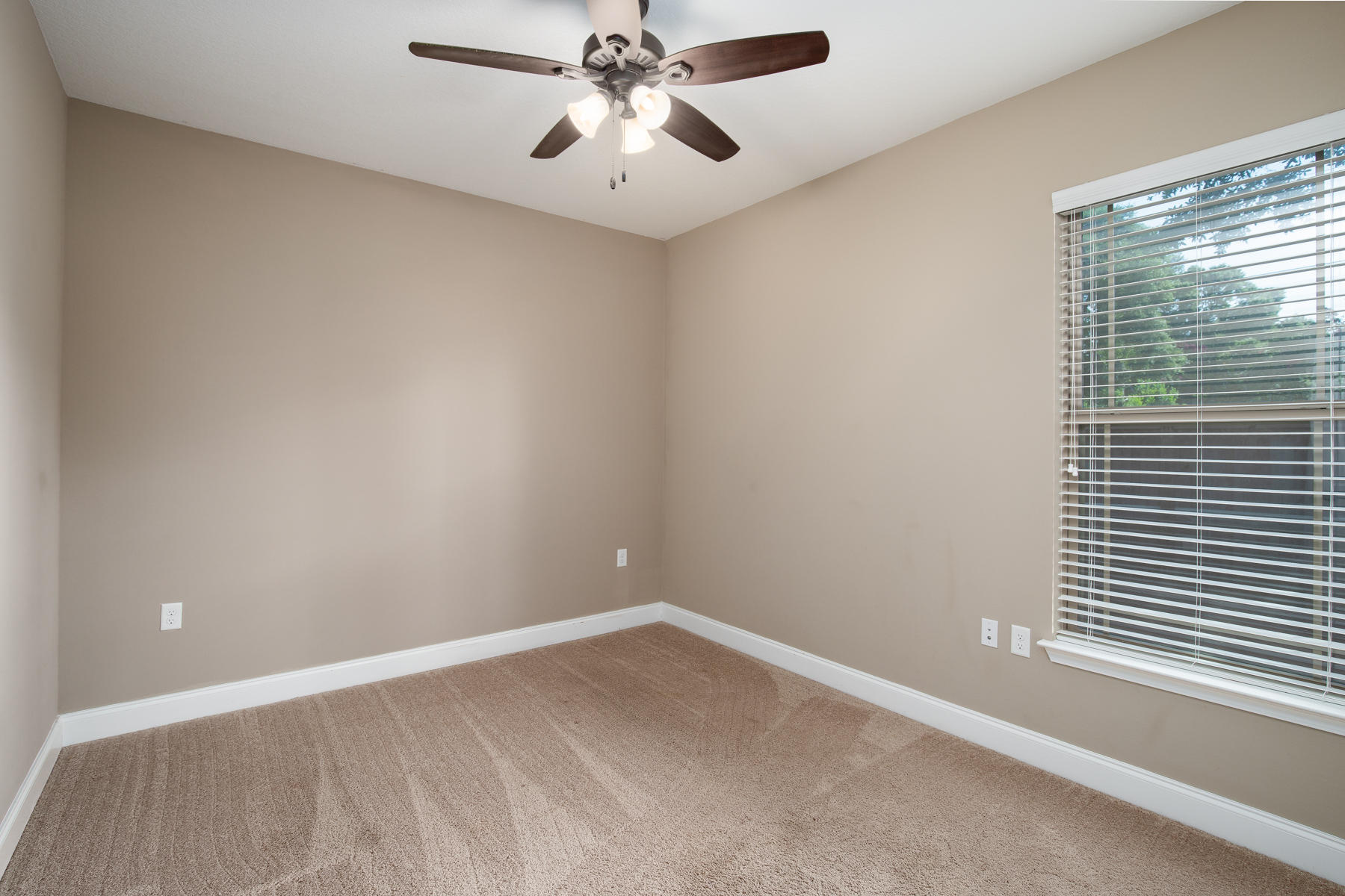 MAJESTIC OAKS - Residential