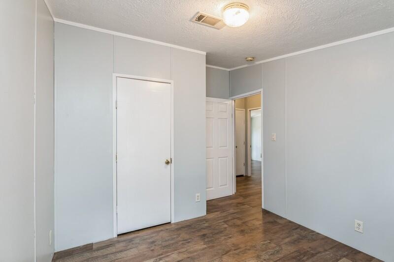 RIVERCHASE RETREAT - Residential