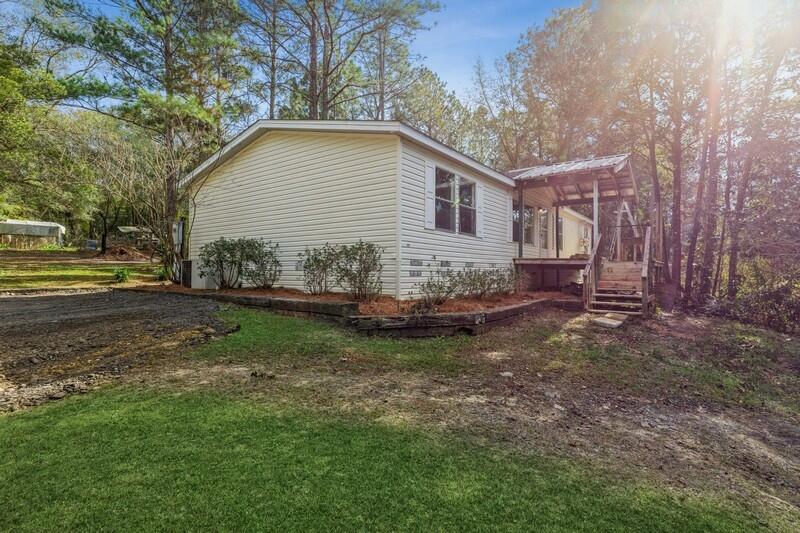 RIVERCHASE RETREAT - Residential