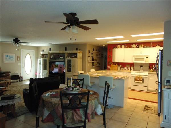 TEN LAKE ESTATES UNIT 4 - Residential
