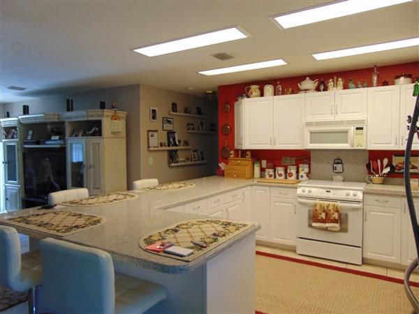 TEN LAKE ESTATES UNIT 4 - Residential