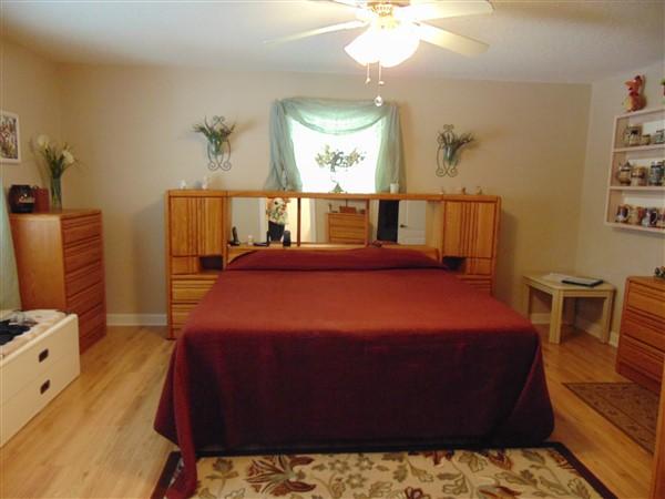 TEN LAKE ESTATES UNIT 4 - Residential