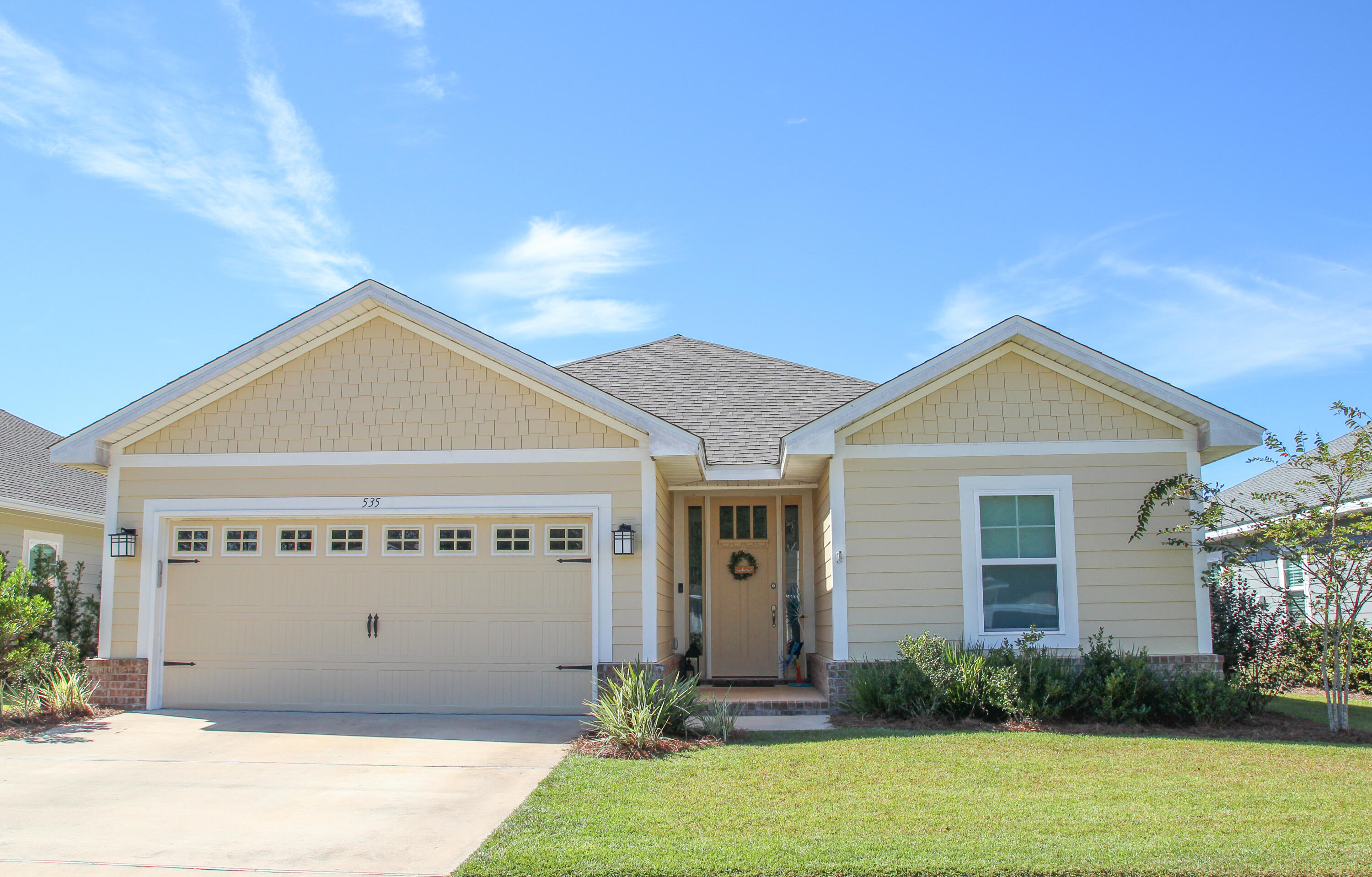 **SELLER TO PAY $5,000 TOWARD BUYER'S CLOSING COSTS WITH ACCEPTABLE OFFER.** This adorable 3-bedroom, 2-bath cottage style home is nestled in Lafayette Creek Landing in gated community behind Publix Shopping Center. This gated community offers amenities such as a club house, community pool, fitness room and beautiful nature trail. Walking through the foyer, you will find a very spacious open living and dining room space joined by a gorgeous kitchen with granite counters and stainless-steel appliances. Split bedroom floorplan. Spacious master suite, bath has double sink vanity and walk in closet. Vinyl flooring throughout the main areas for easy clean up and carpet in bedrooms.