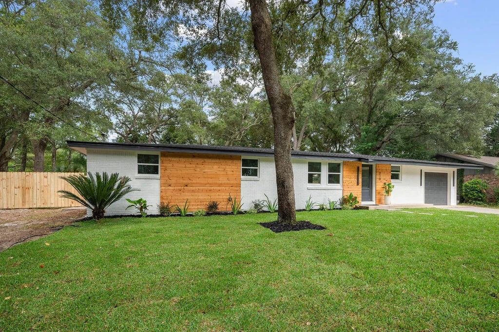 Niceville, Florida 32578, United States, 4 Bedrooms Bedrooms, ,2 BathroomsBathrooms,Residential,Active,18325