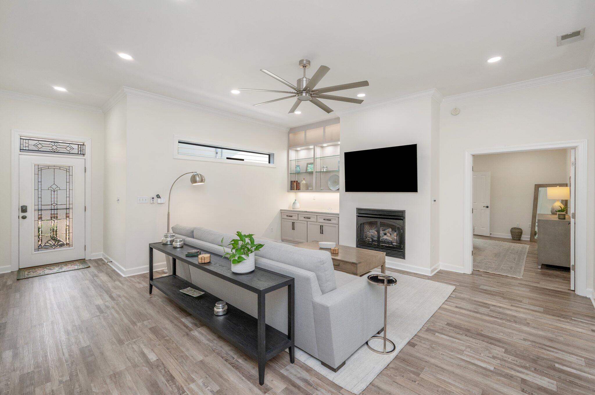 DEERWOOD DRIVE - Residential