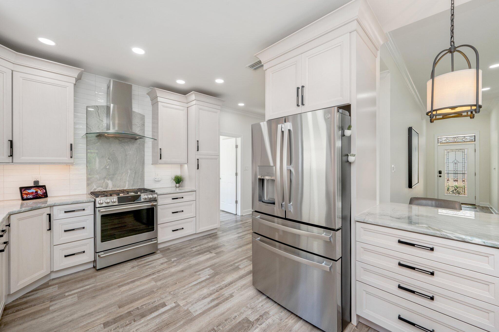 DEERWOOD DRIVE - Residential