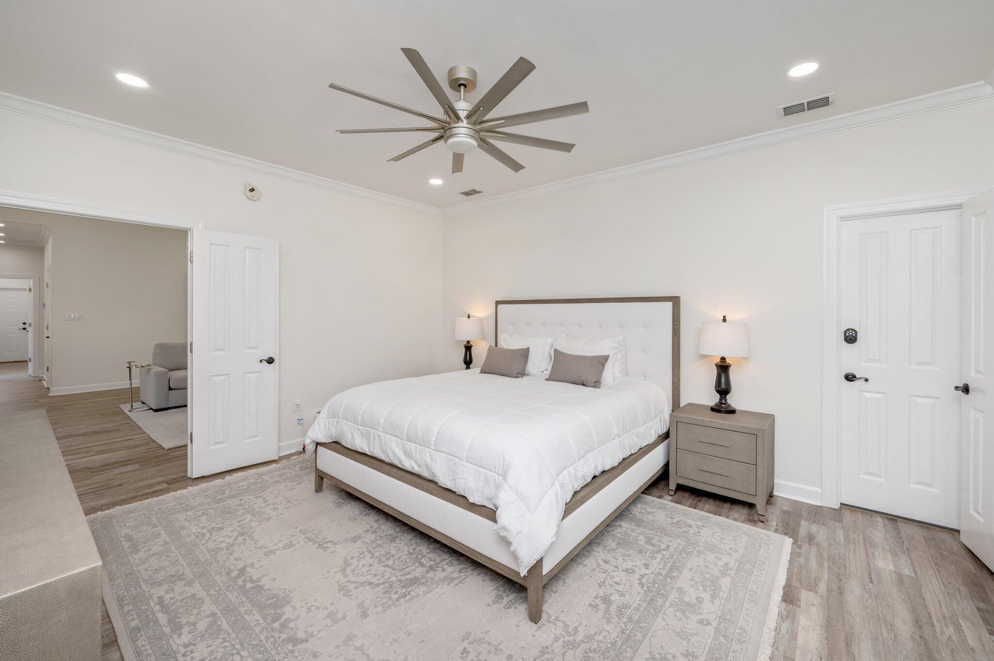 DEERWOOD DRIVE - Residential