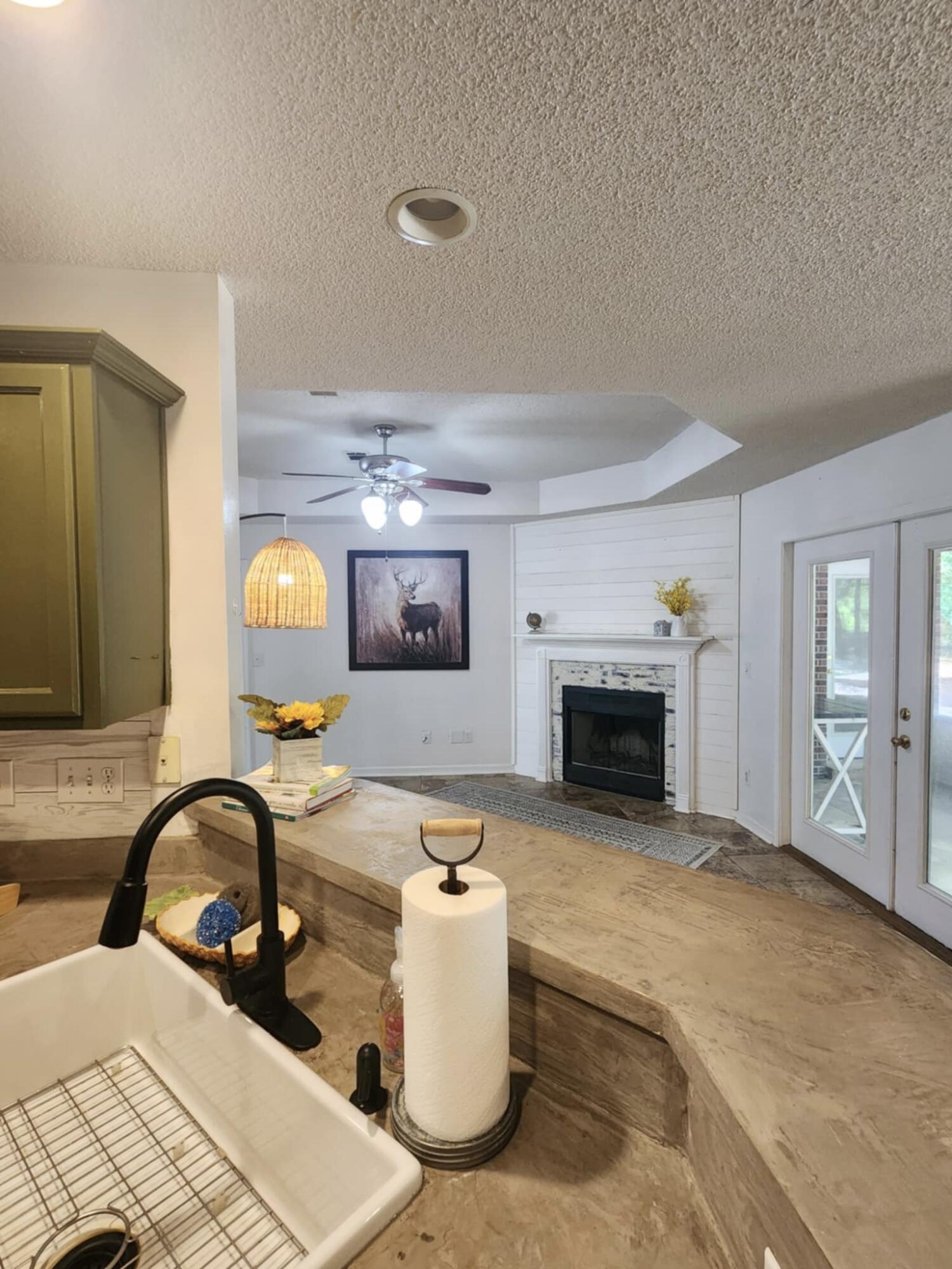 HIDDEN SPRINGS - Residential