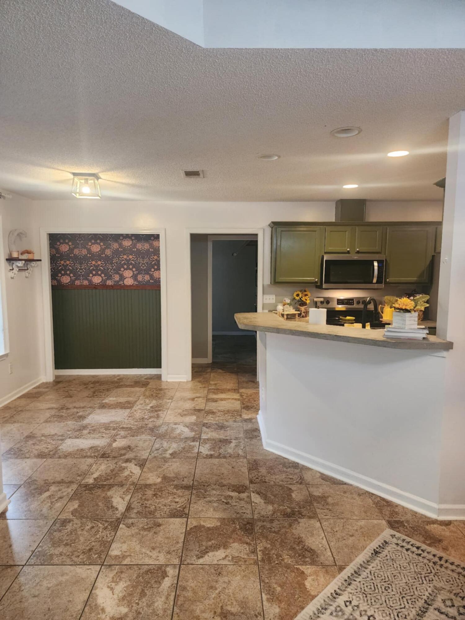 HIDDEN SPRINGS - Residential