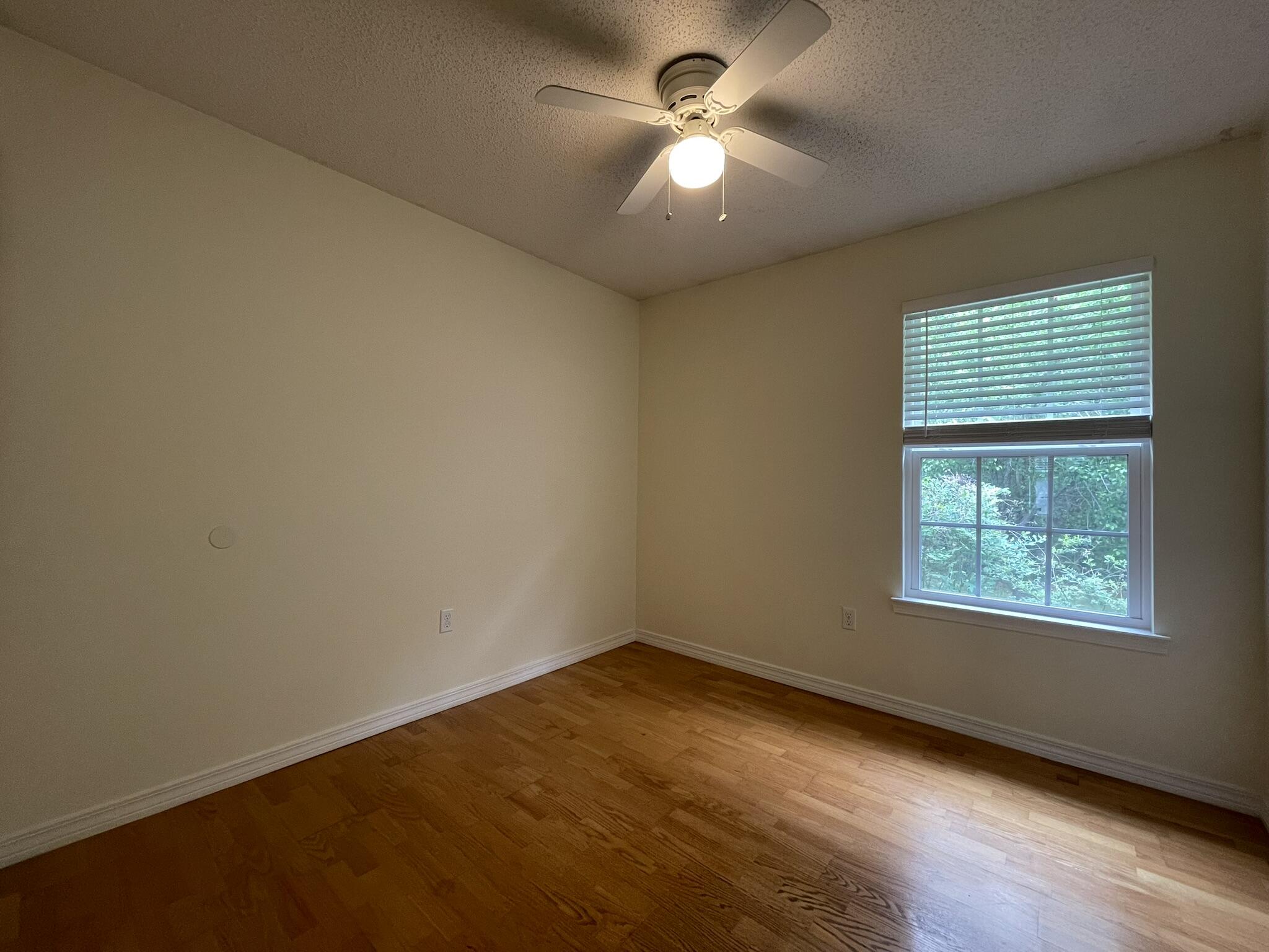 SOUTHVIEW ESTATES - Residential Lease