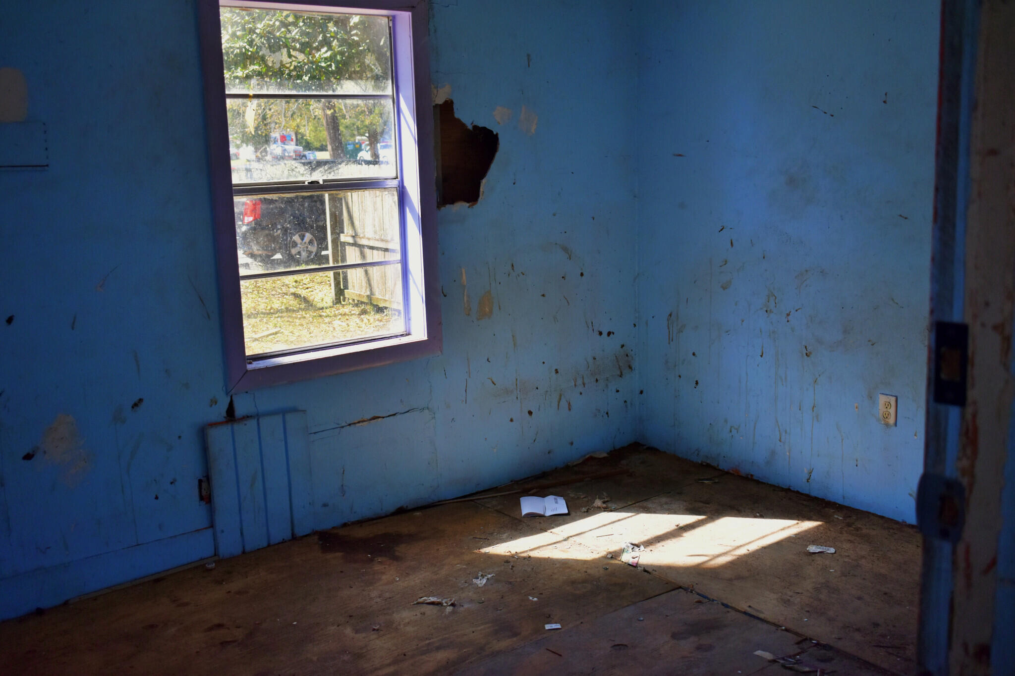 CRESTVIEW - Residential