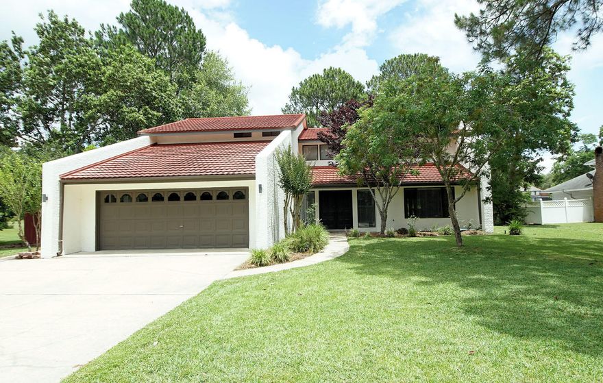 Turn-key and ready for it's new family, this spacious 4 BR/3.5 bath home has so much to offer. Located in desirable Bluewater Bay, home sits near the end of a cul de sac. Enter the home into the large foyer that is open to the second floor. You'll find plenty of counter space in the kitchen that flows into the family room. There are new stainless appliances, wine cooler and a walk-in pantry! Flex room off the kitchen could be used as an office, formal dining room or den. The spacious living room has a raised hearth stone fireplace.. First floor and 2nd floor hall is wood grain porcelain tile and carpet is in the 2nd floor bedrooms. Fresh paint through out, can lighting in the kitchen and living room. Roof is decar metal. Bluewater Bay has 18 hole golf course,full service marin