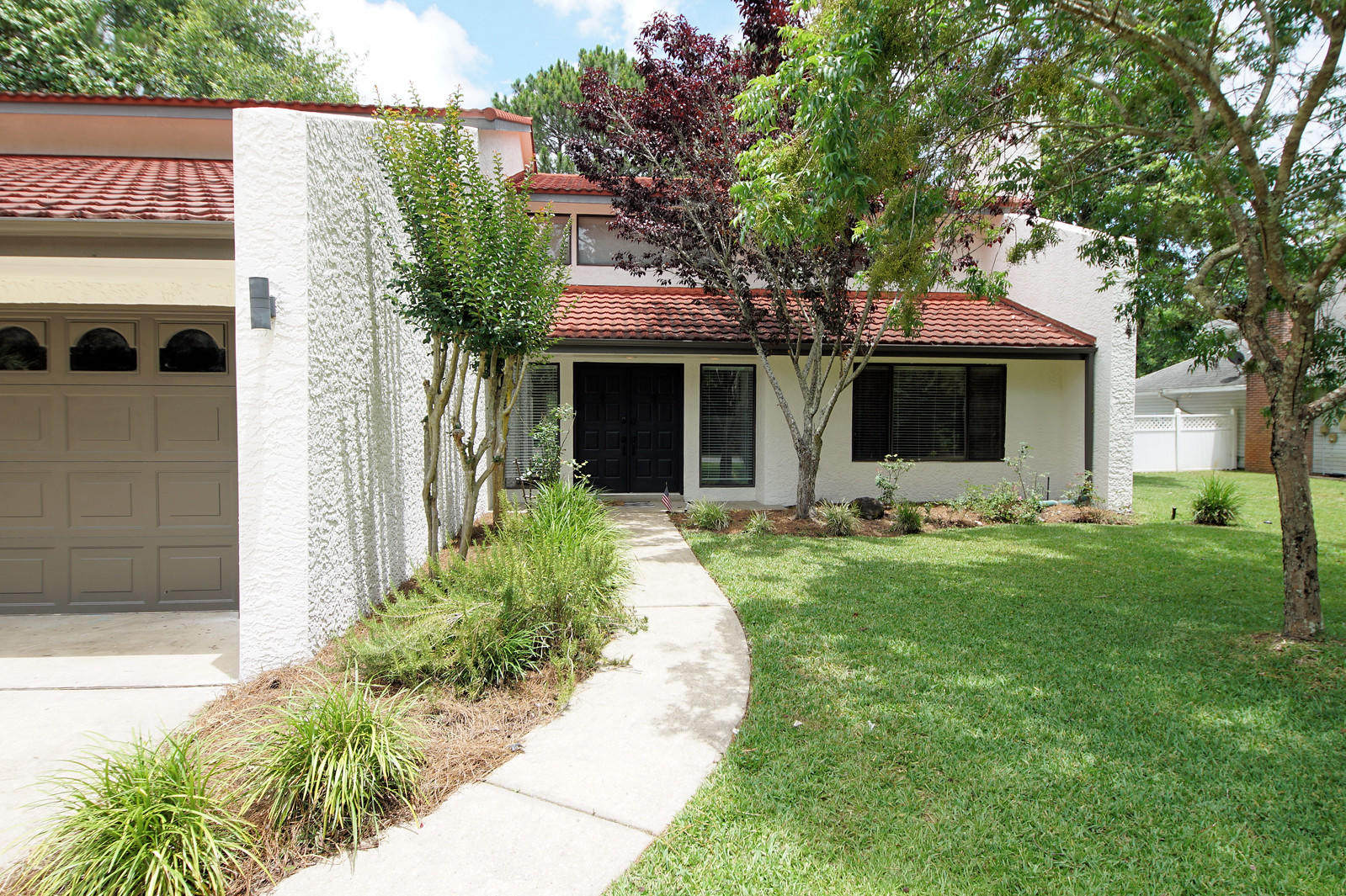 ST ANDREWS EAST BLUEWATER BAY - Residential