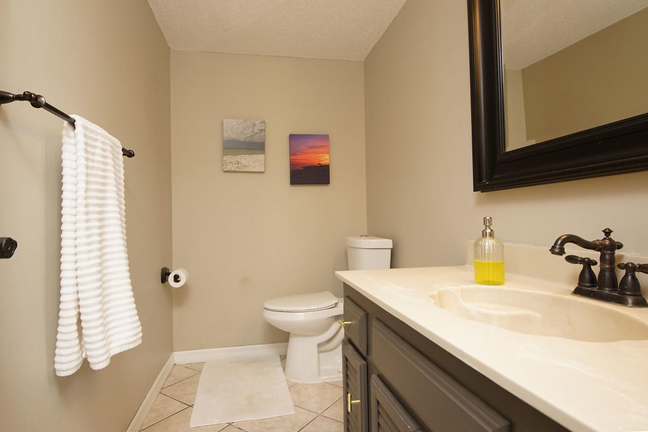 ST ANDREWS EAST BLUEWATER BAY - Residential