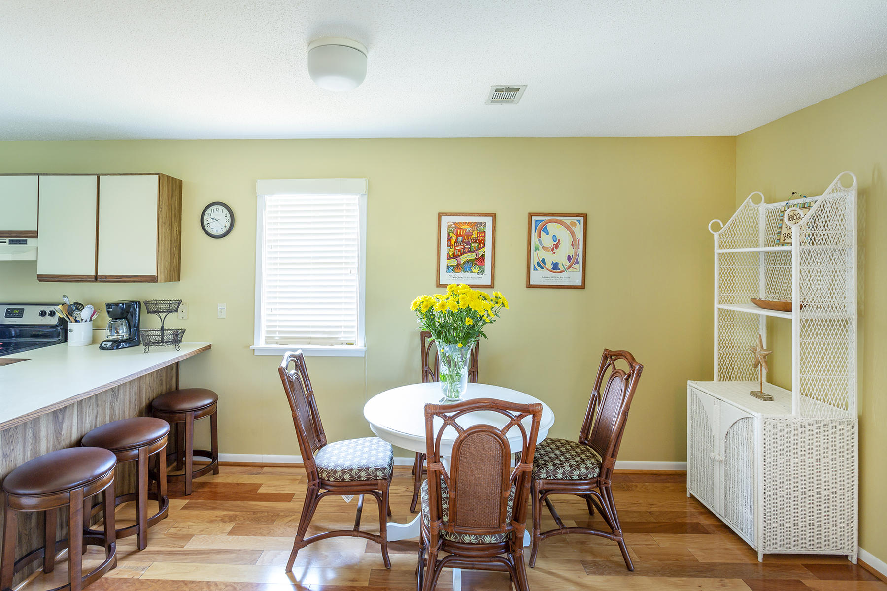 BEACHWOOD VILLAS CONDO - Residential