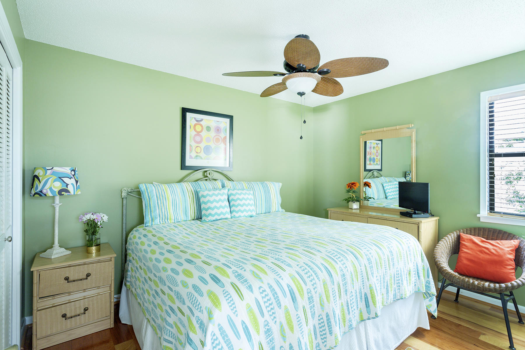 BEACHWOOD VILLAS CONDO - Residential