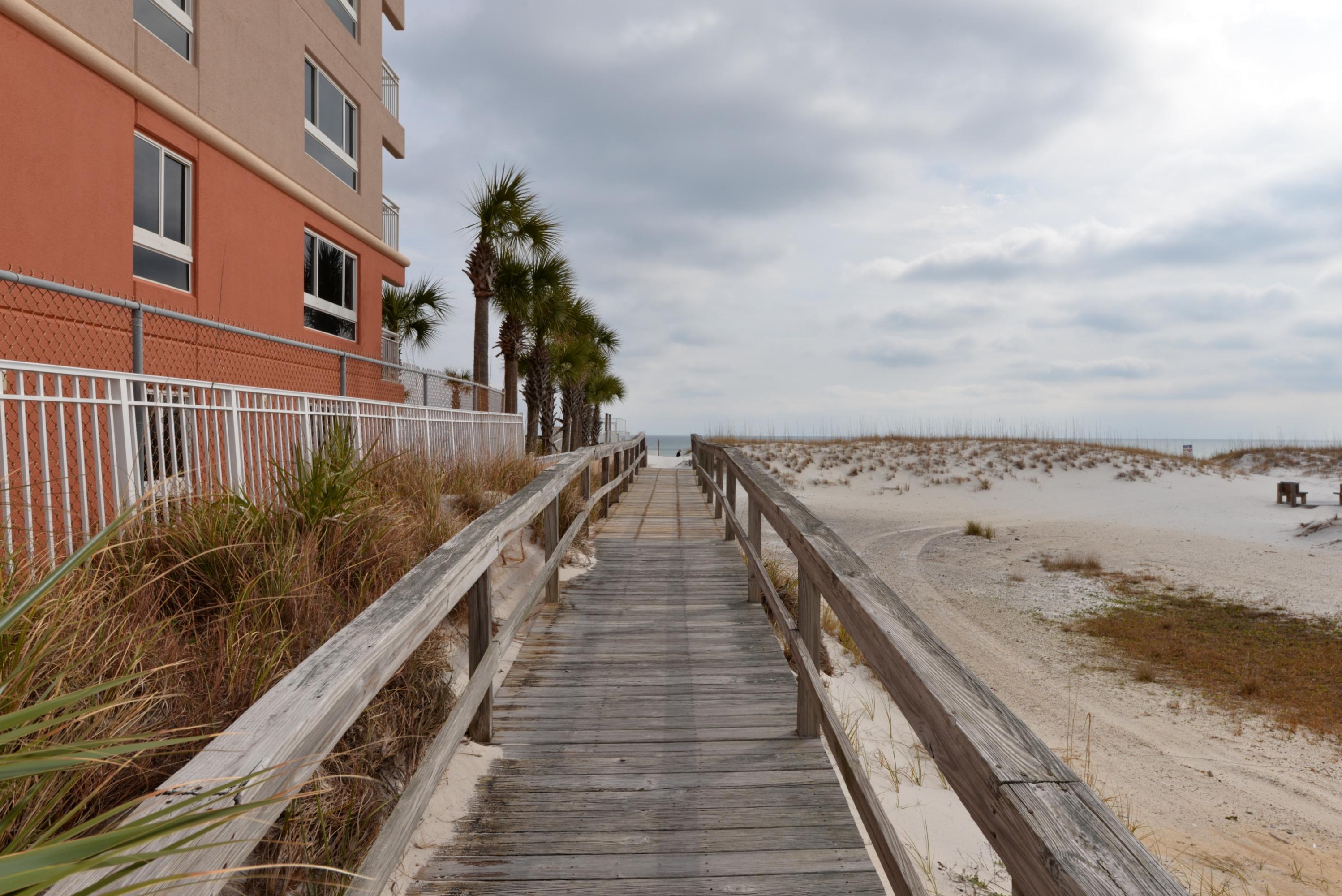 ST MARTIN BEACHWALK VILLAS - Residential