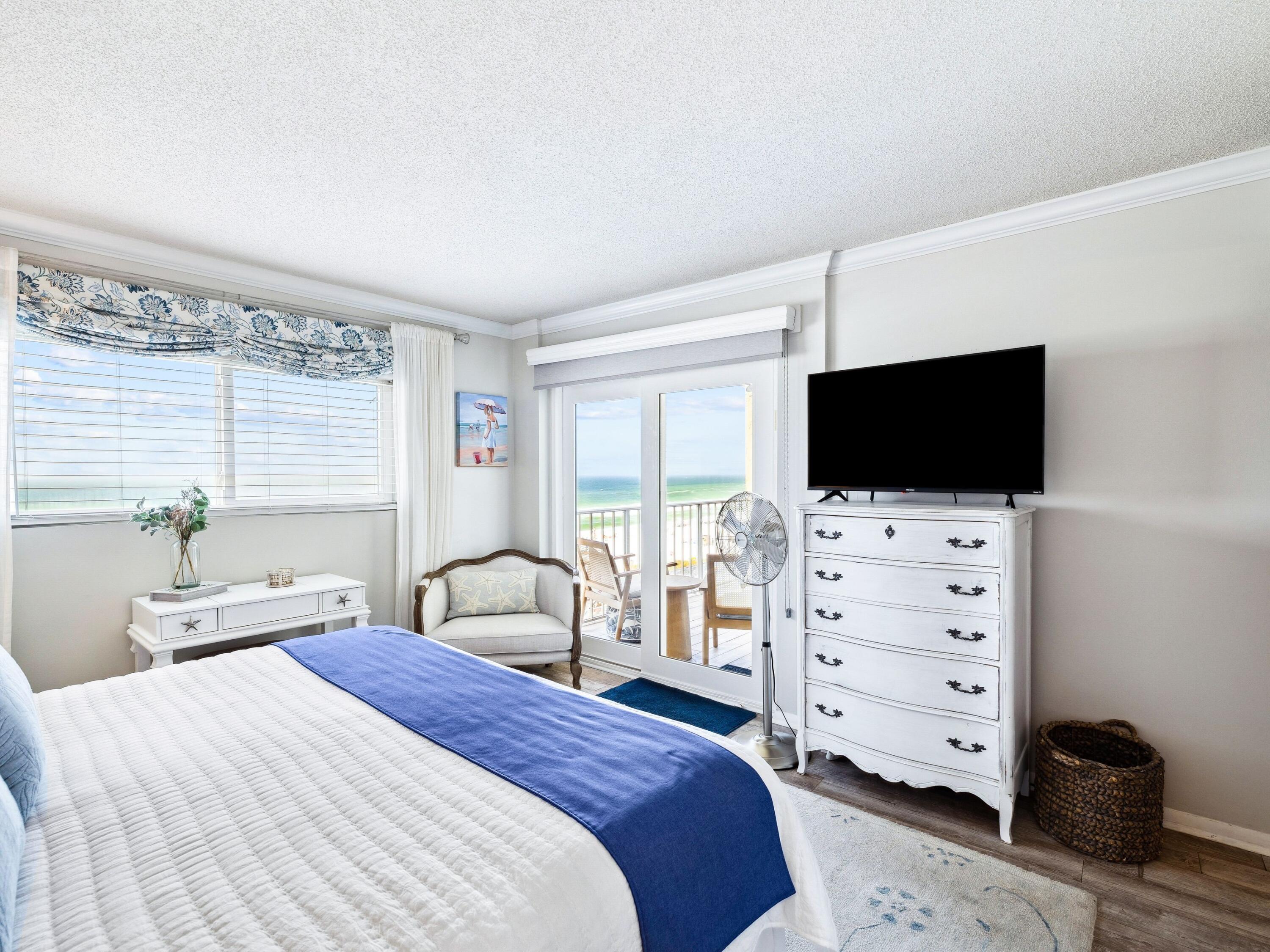 REGENCY TOWERS - Residential