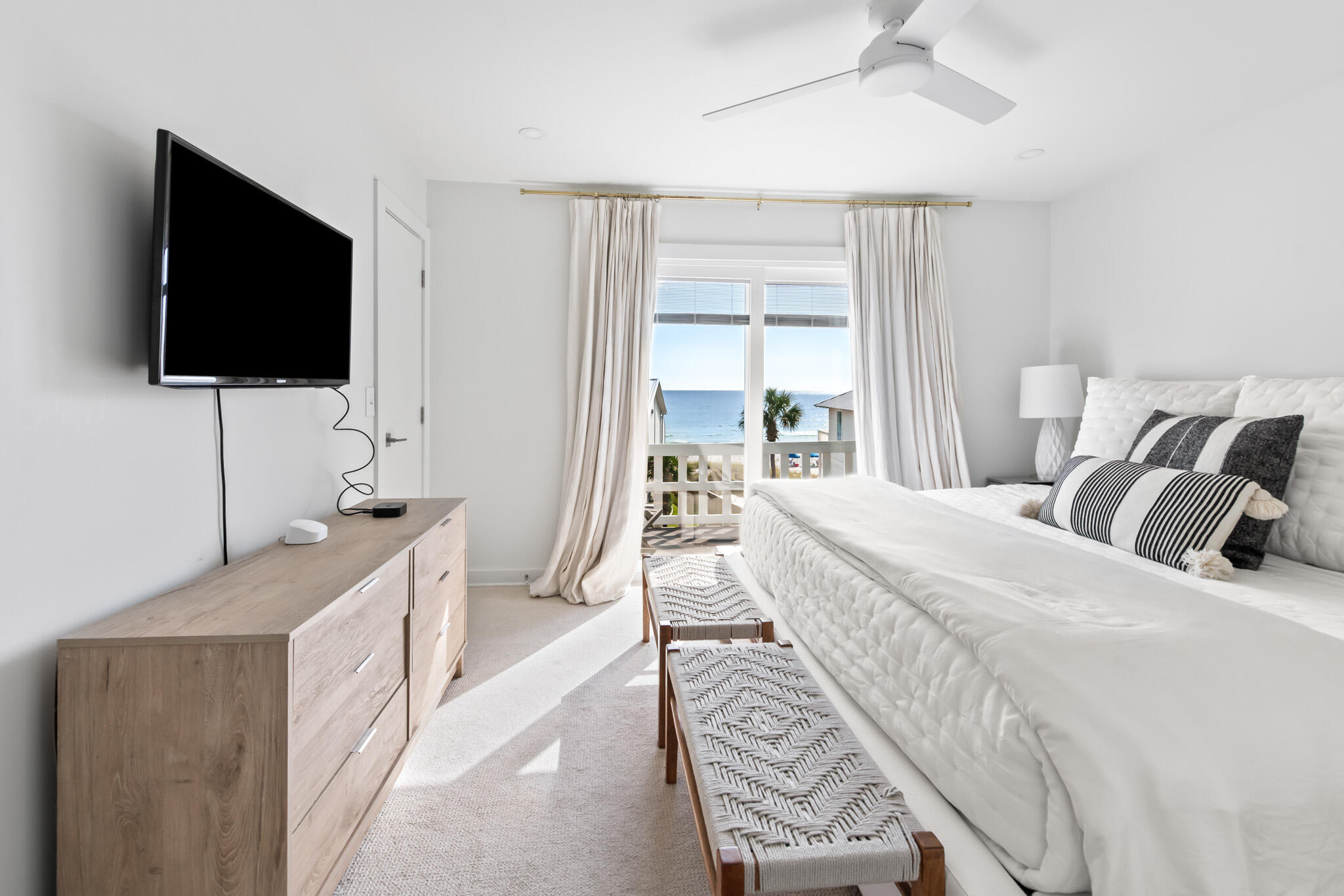 SHORELINE T/H - Residential