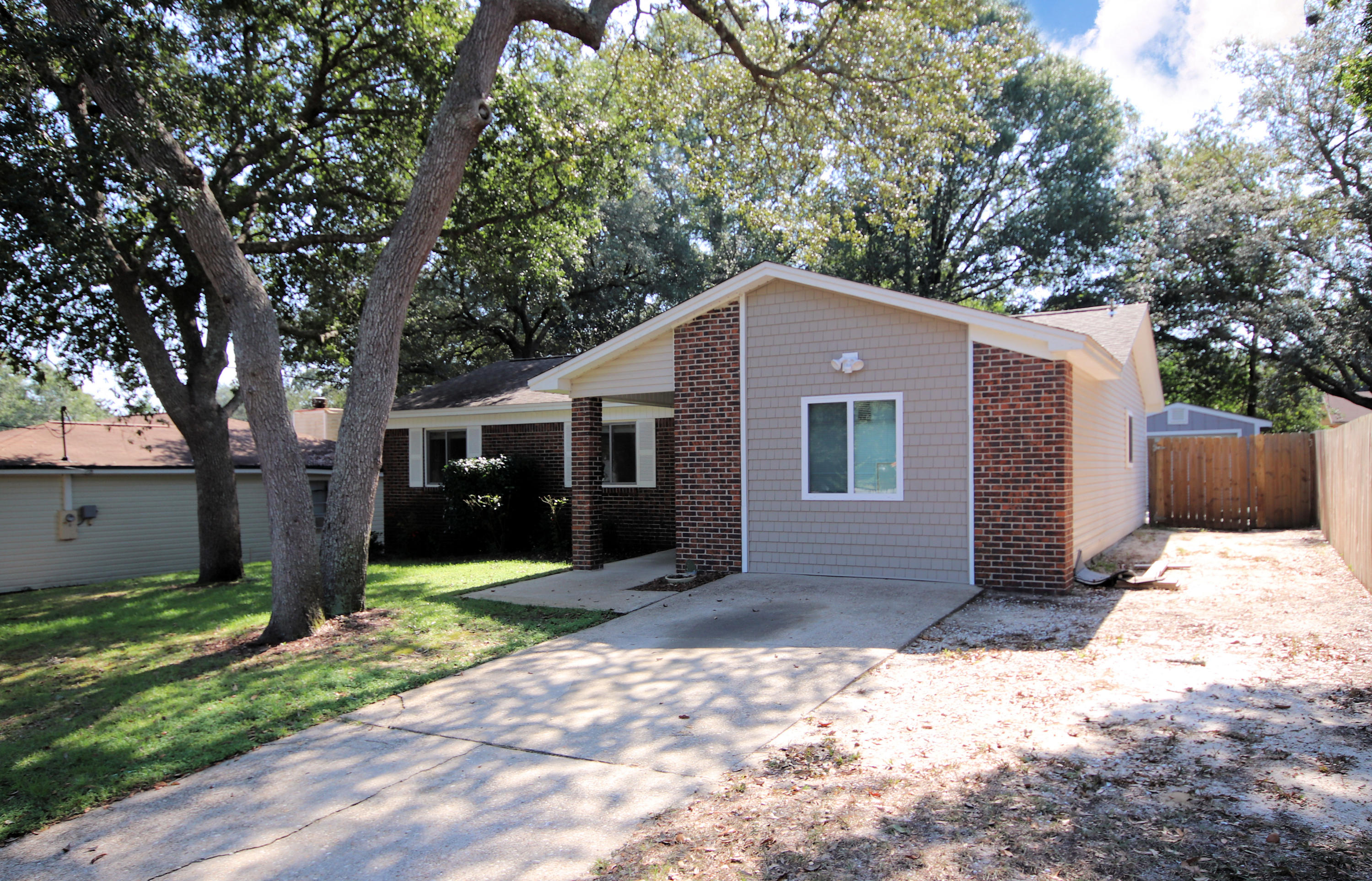 CREEKSIDE 2 - Residential