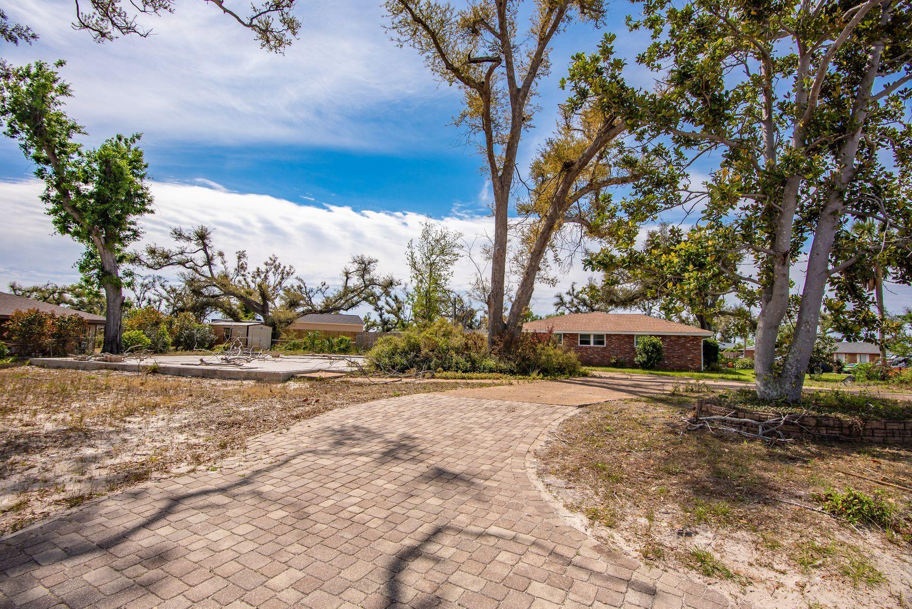 Donalson Point - Land