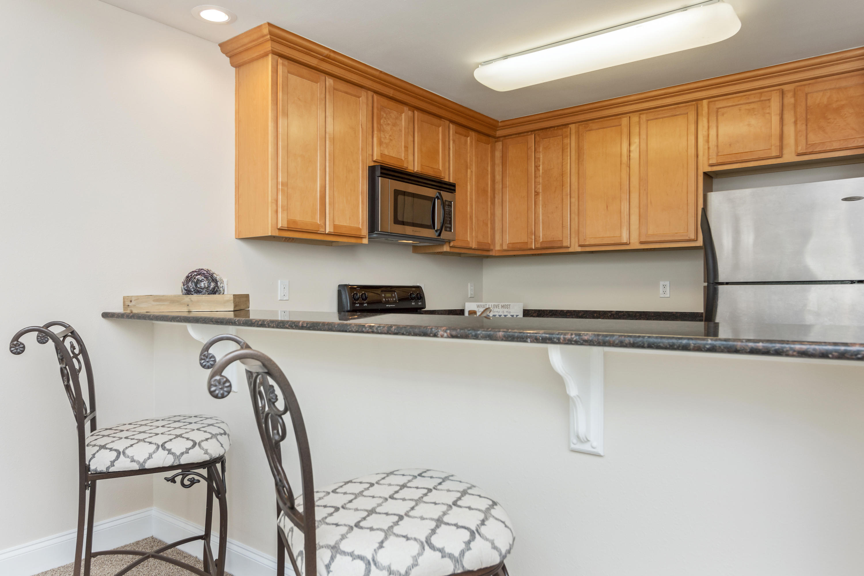 OLD BAY VILLAGE CONDO - Residential