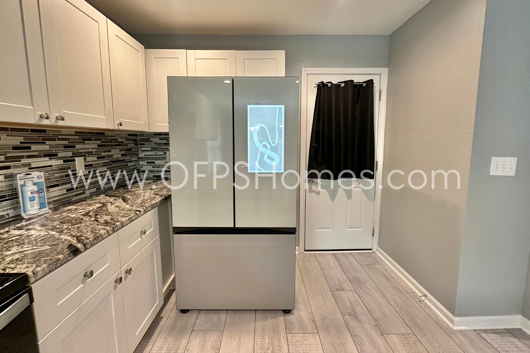 AVERITT ADDN TO CRESTVIEW - Residential Lease