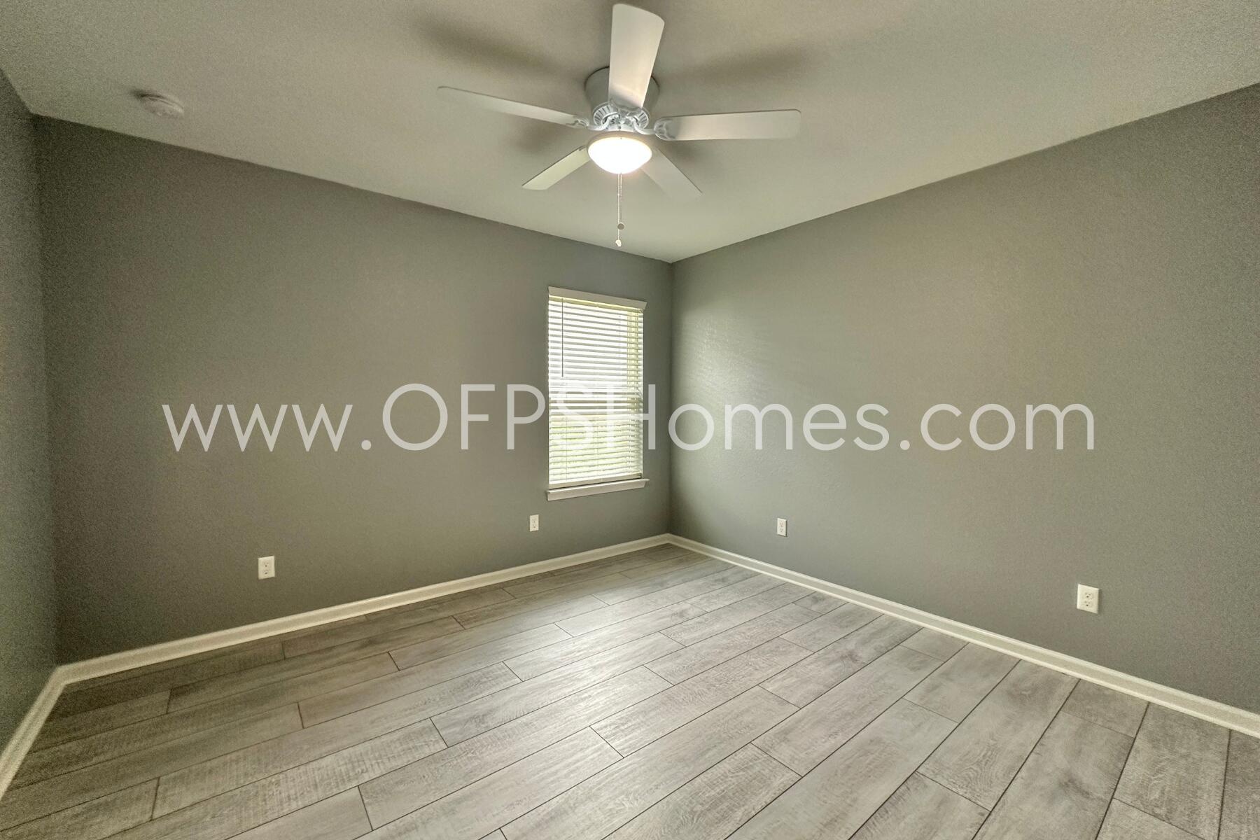 AVERITT ADDN TO CRESTVIEW - Residential Lease