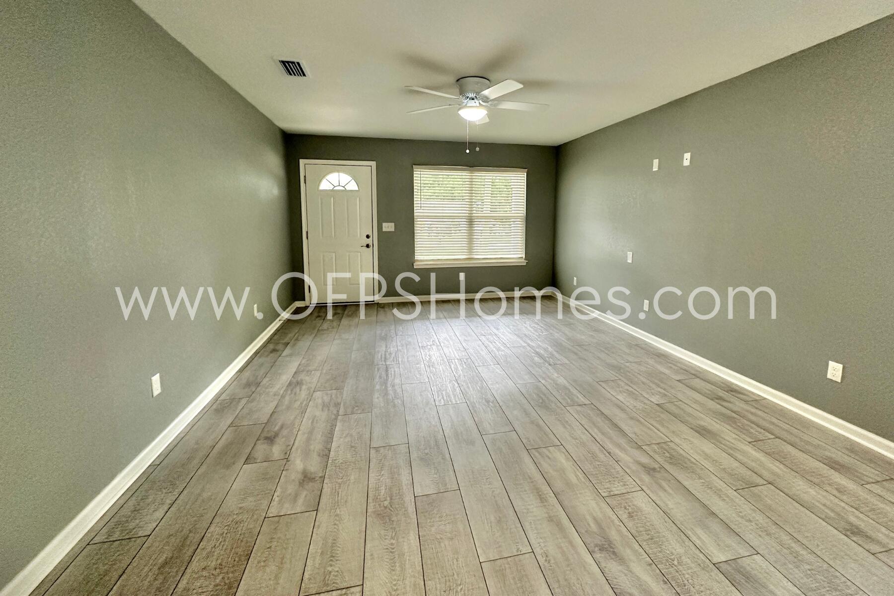AVERITT ADDN TO CRESTVIEW - Residential Lease