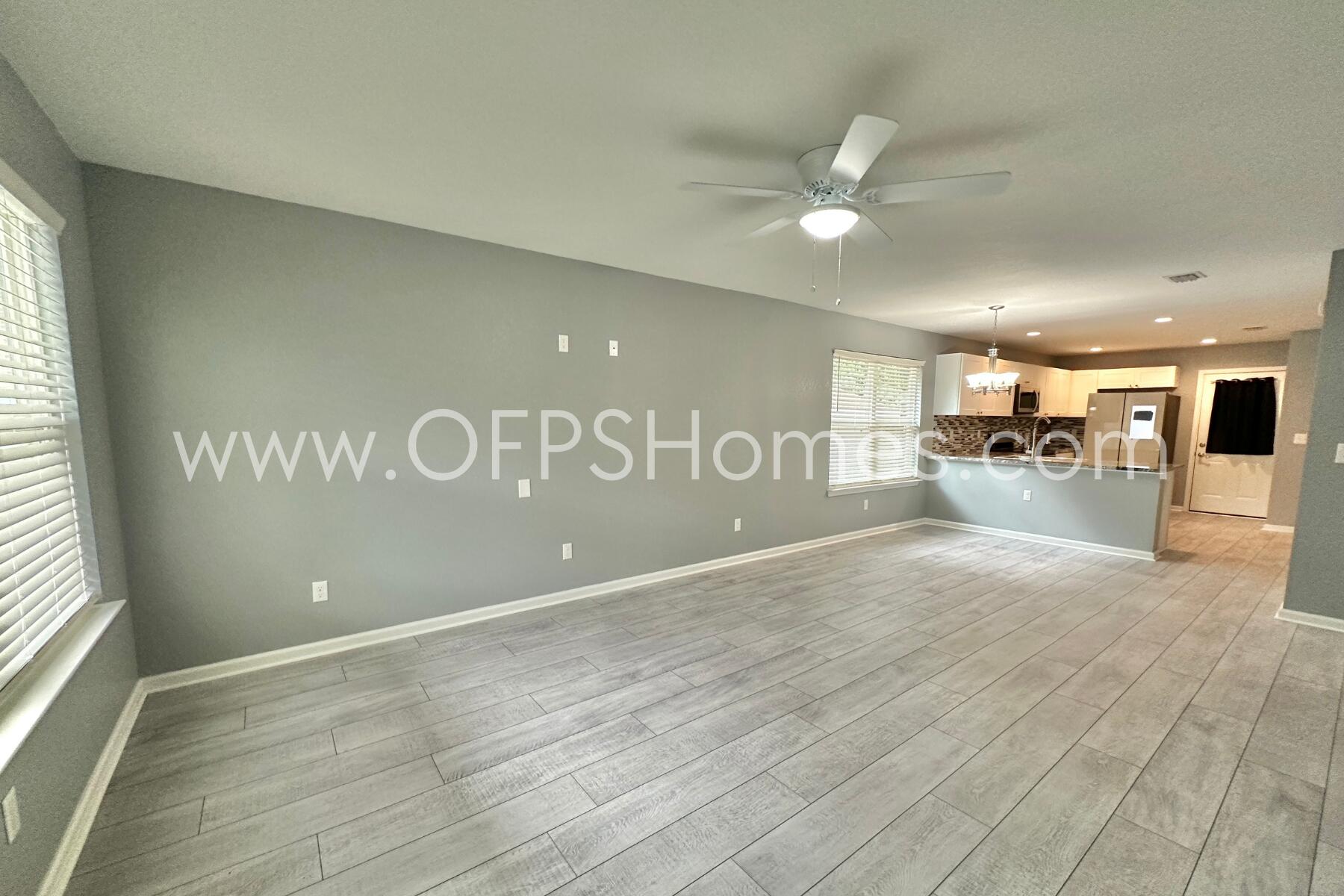 AVERITT ADDN TO CRESTVIEW - Residential Lease