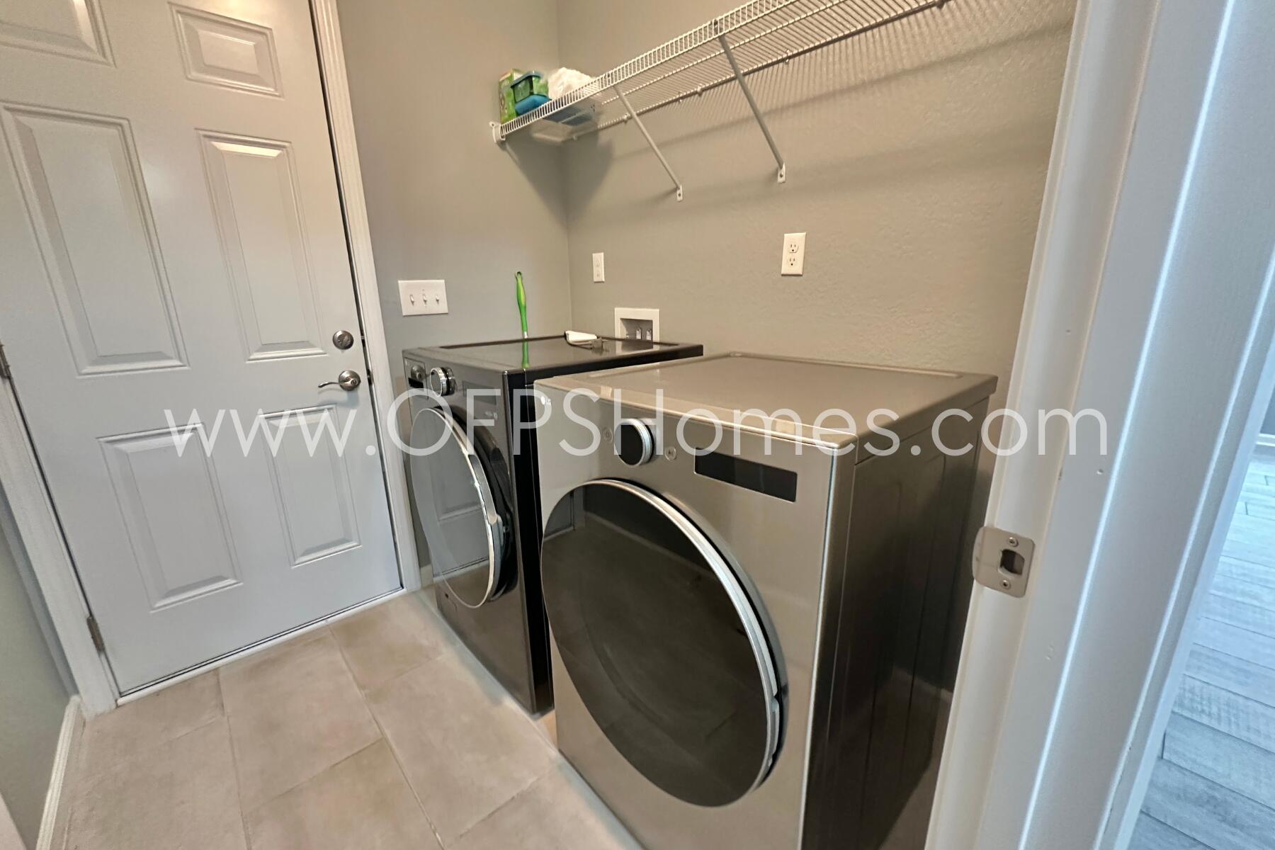 AVERITT ADDN TO CRESTVIEW - Residential Lease