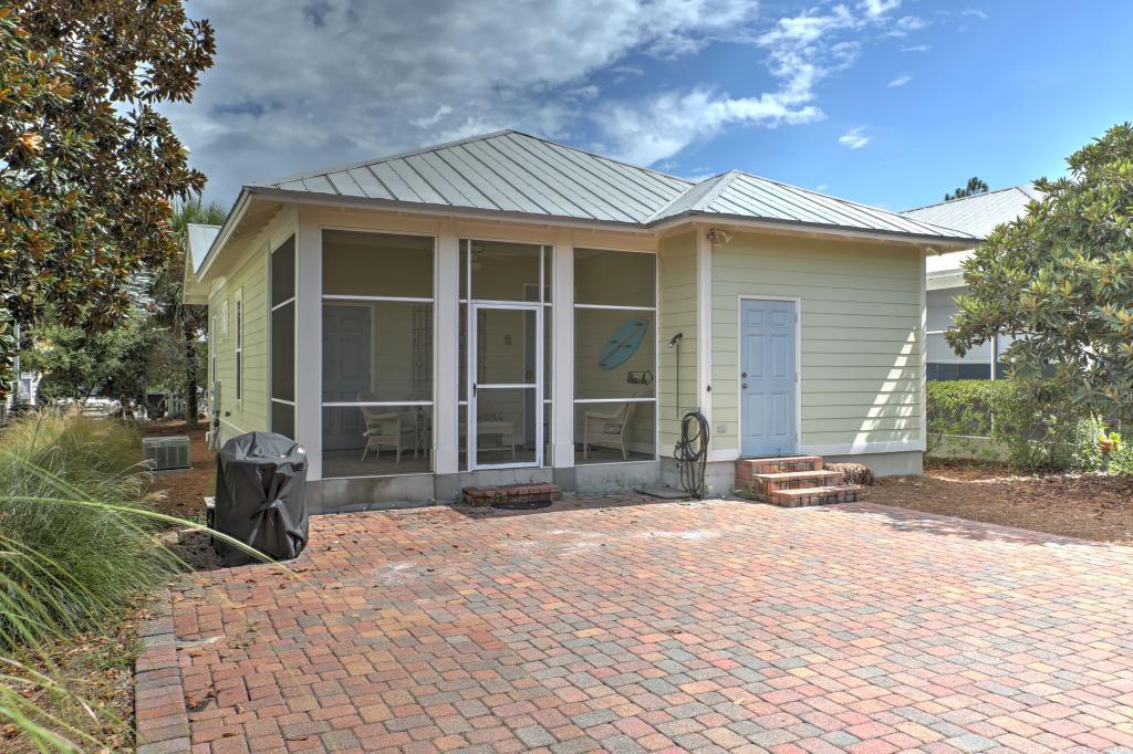 CASSINE VILLAGE - Residential