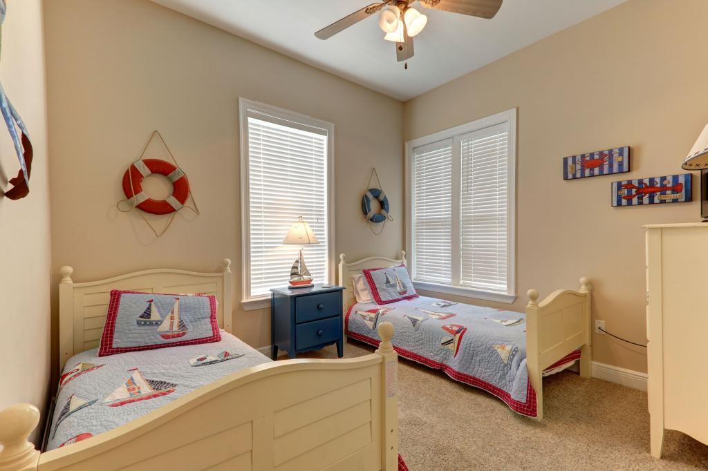 CASSINE VILLAGE - Residential