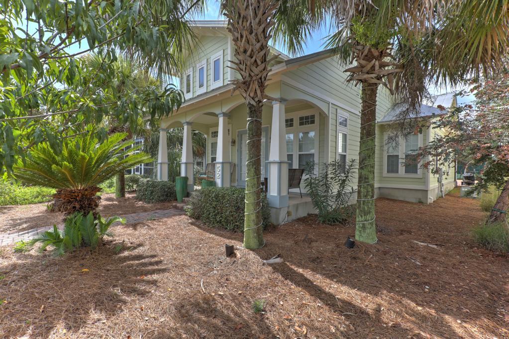 CASSINE VILLAGE - Residential