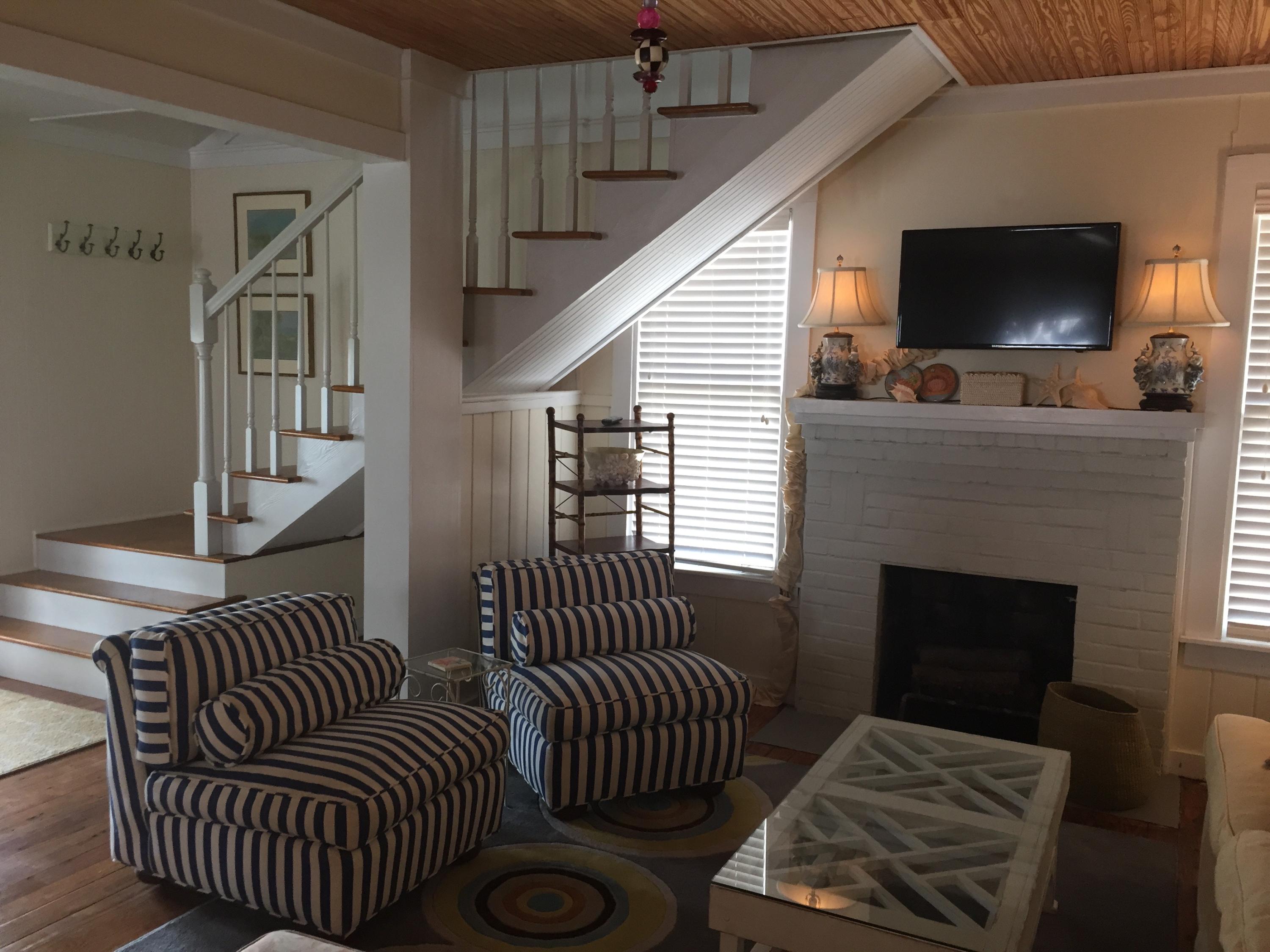 LAGUNA BEACH - Residential