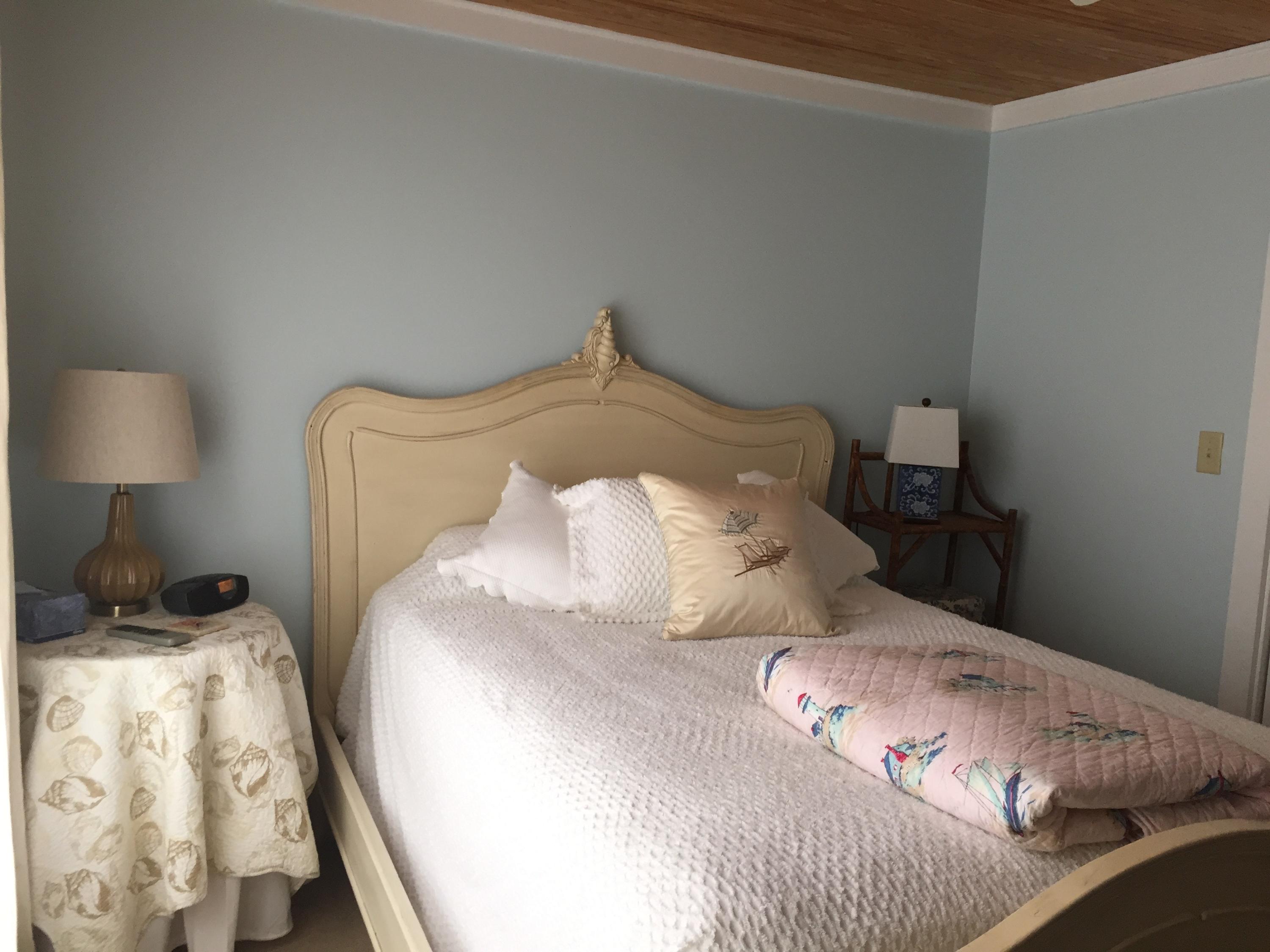 LAGUNA BEACH - Residential