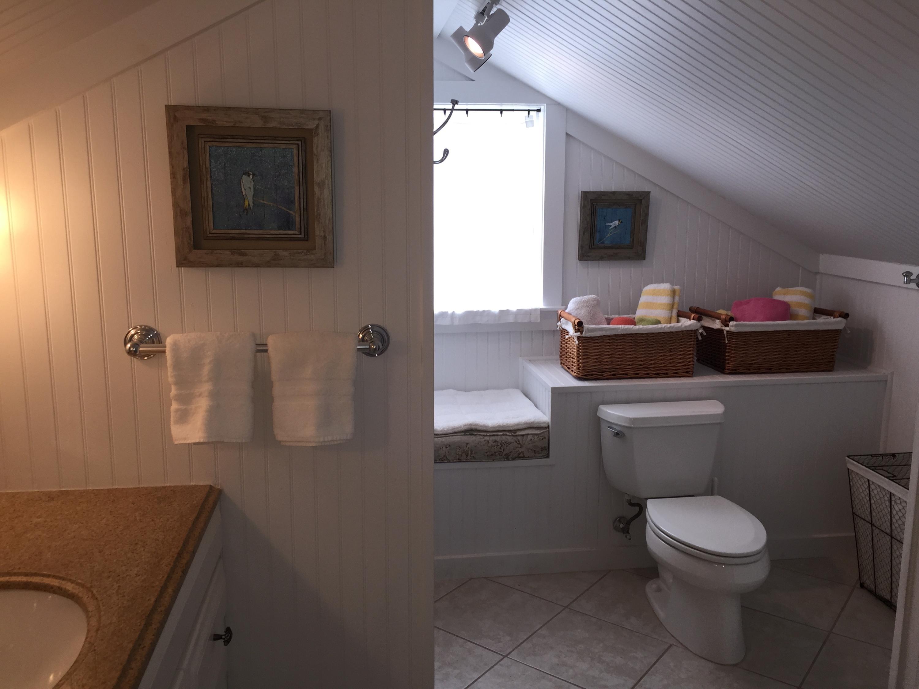 LAGUNA BEACH - Residential