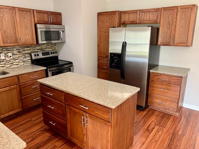 PINE MEADOWS - Residential