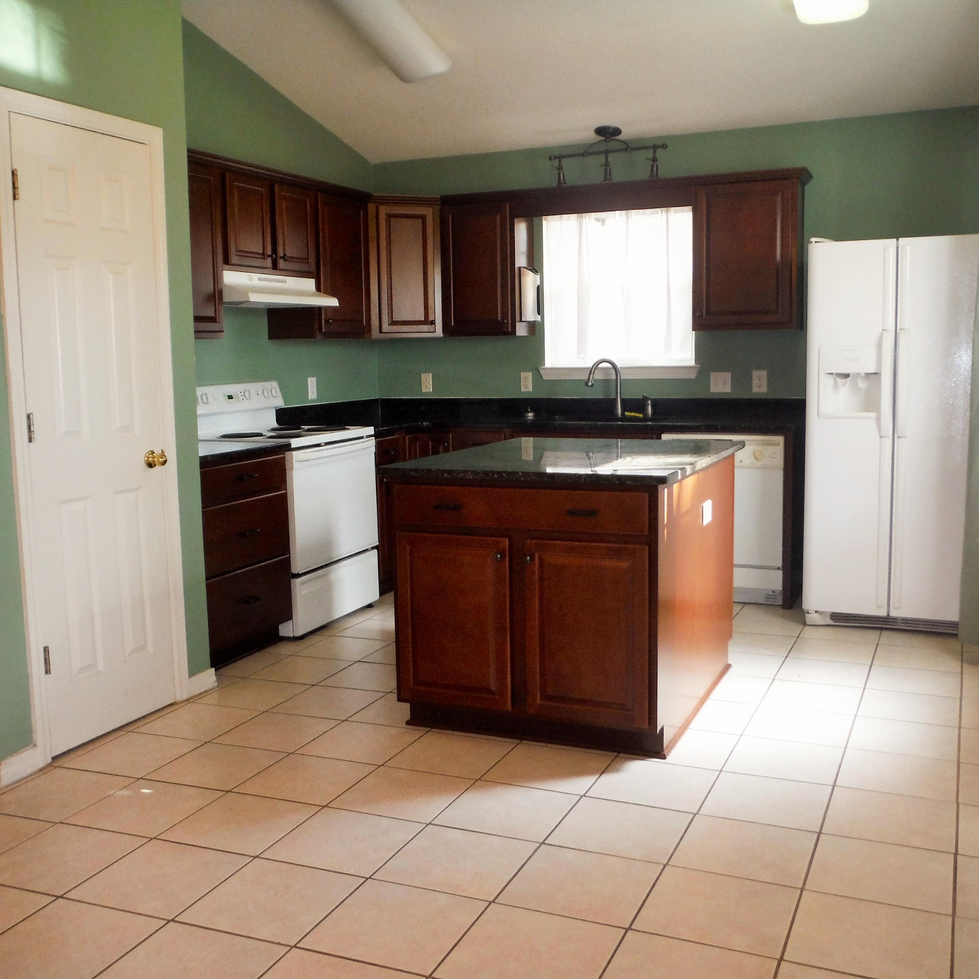 EMERALD VILLAGE S/D - Residential