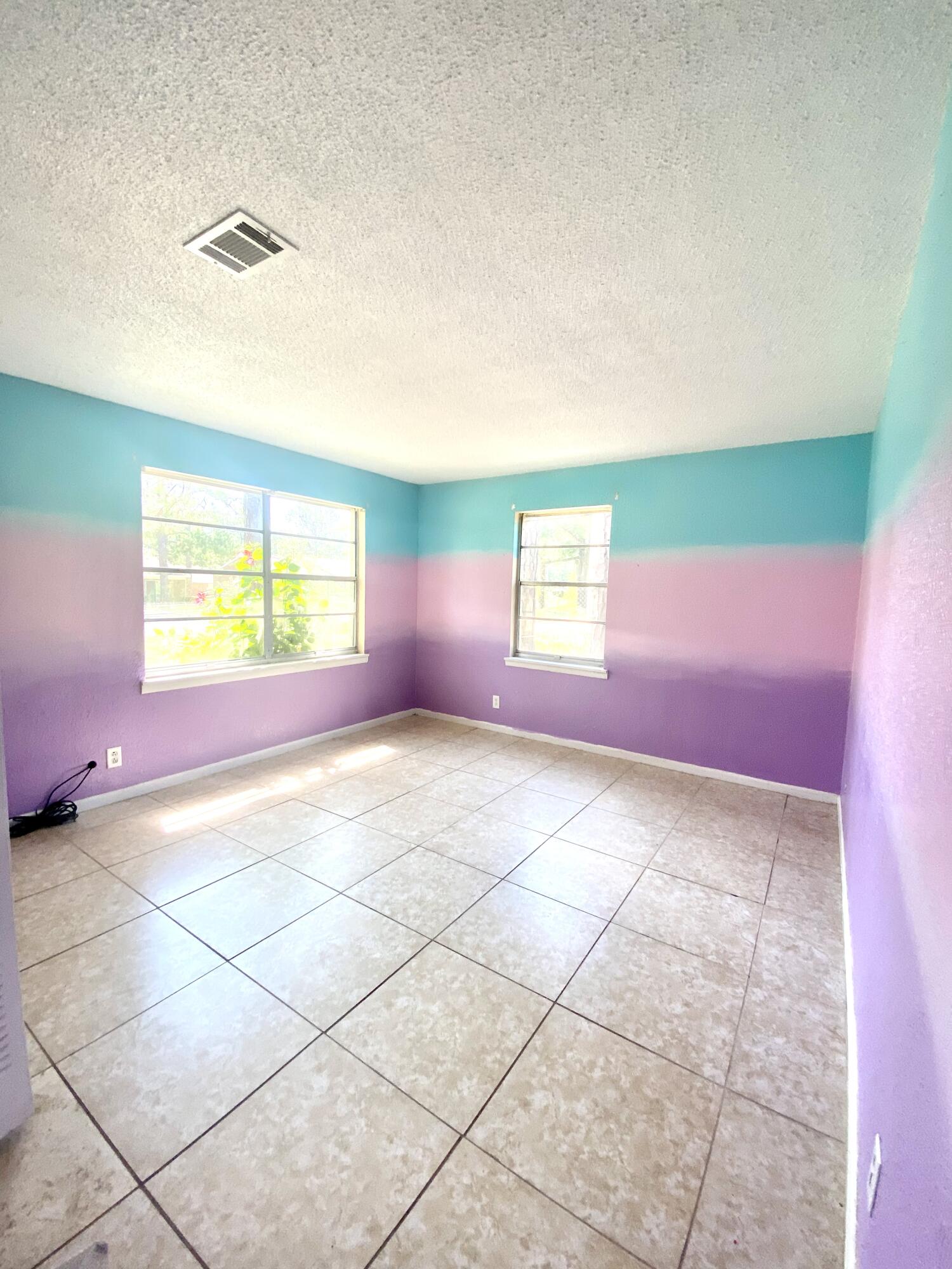 CRESTVIEW - Residential