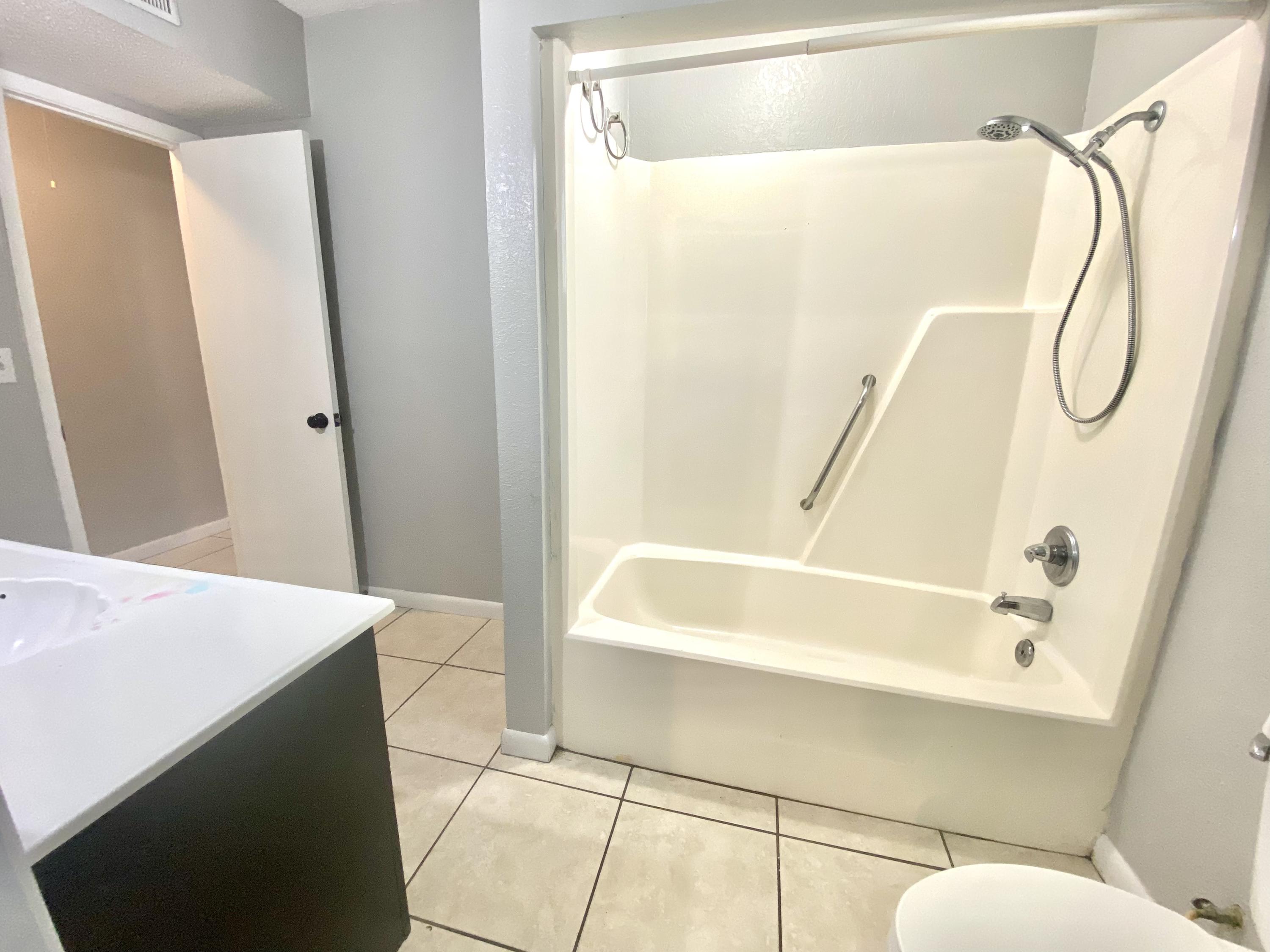 CRESTVIEW - Residential