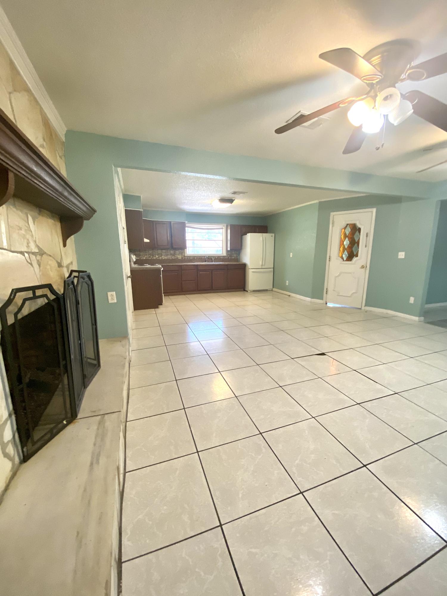 CRESTVIEW - Residential