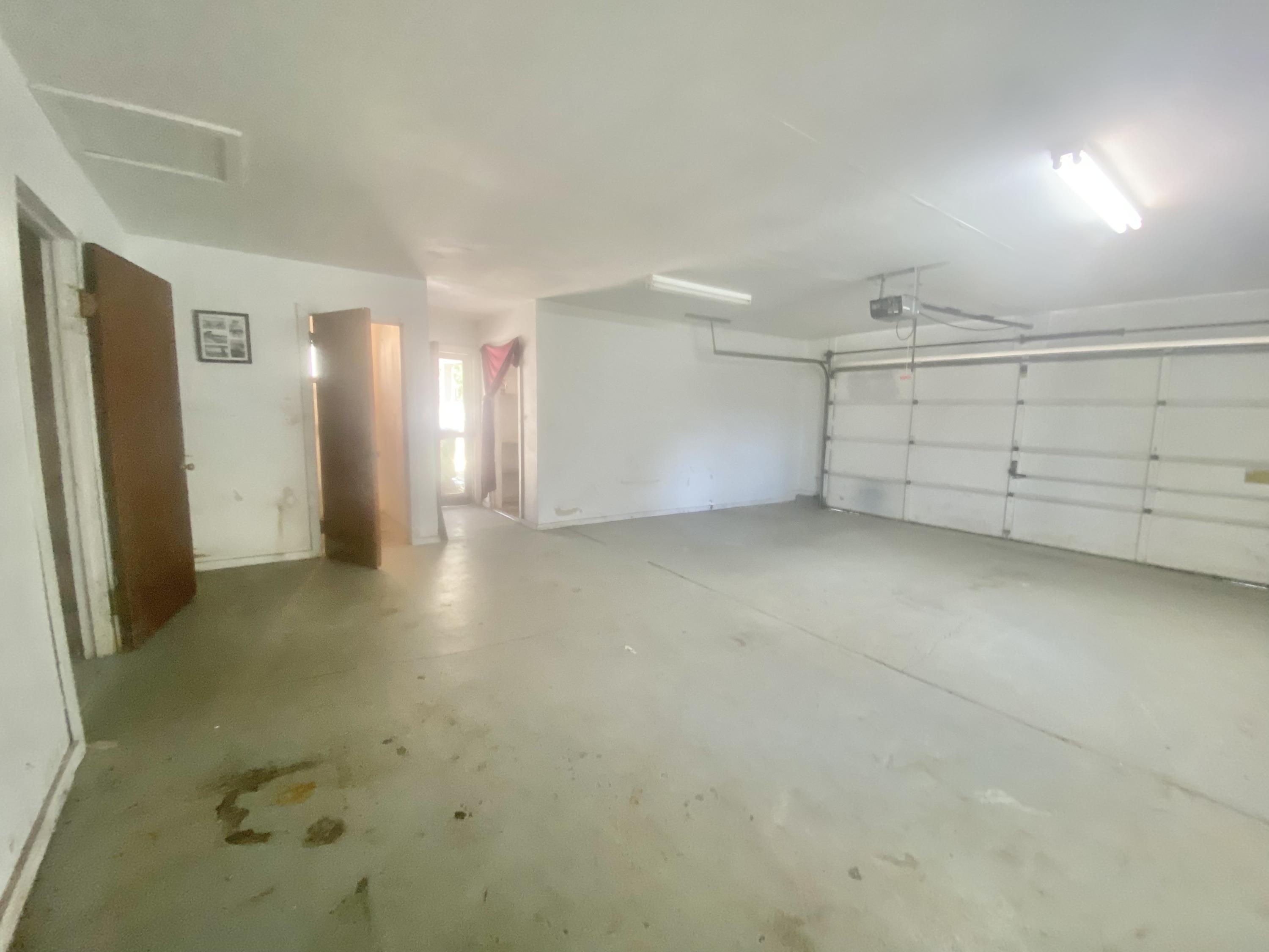 CRESTVIEW - Residential