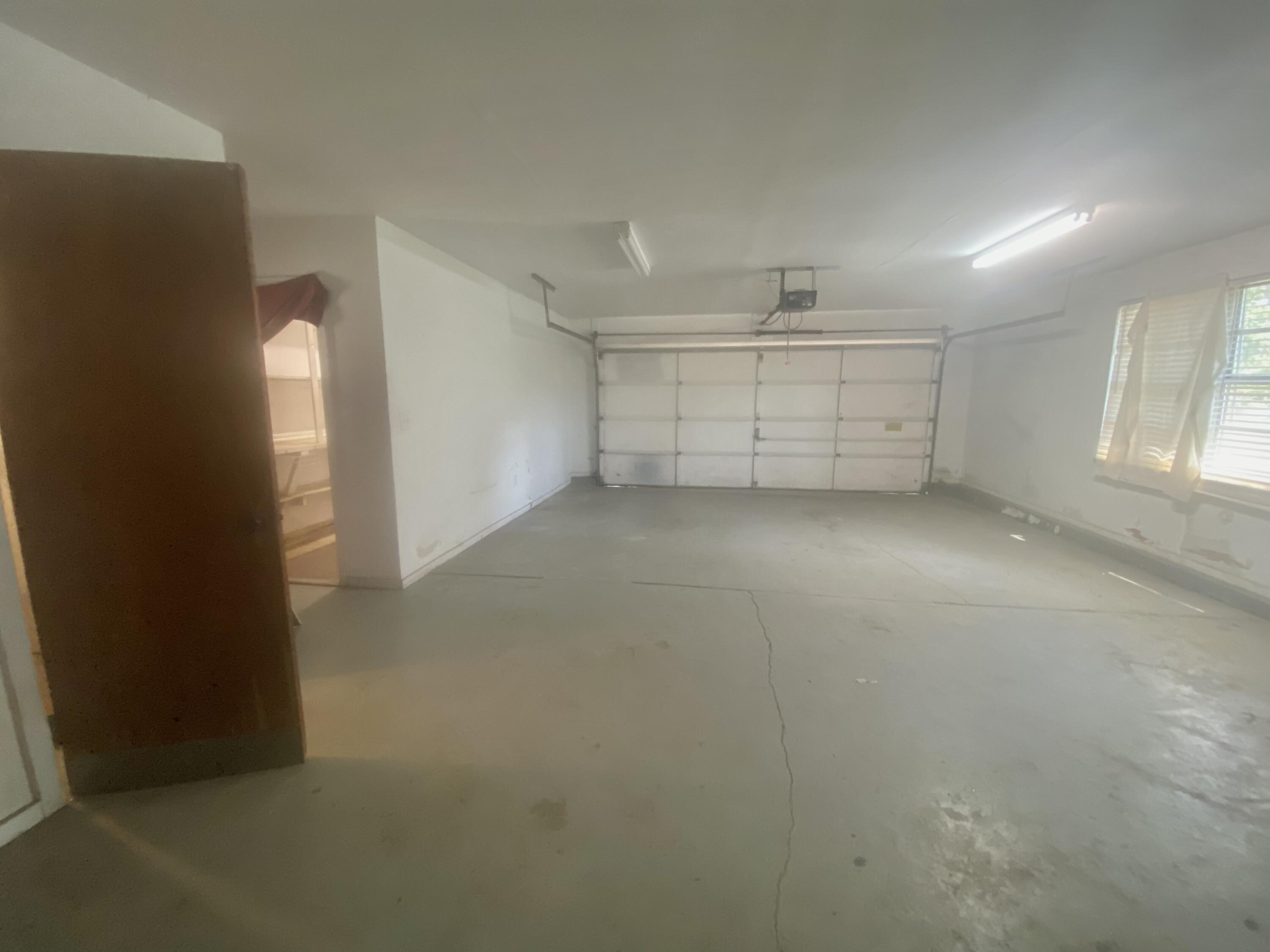 CRESTVIEW - Residential