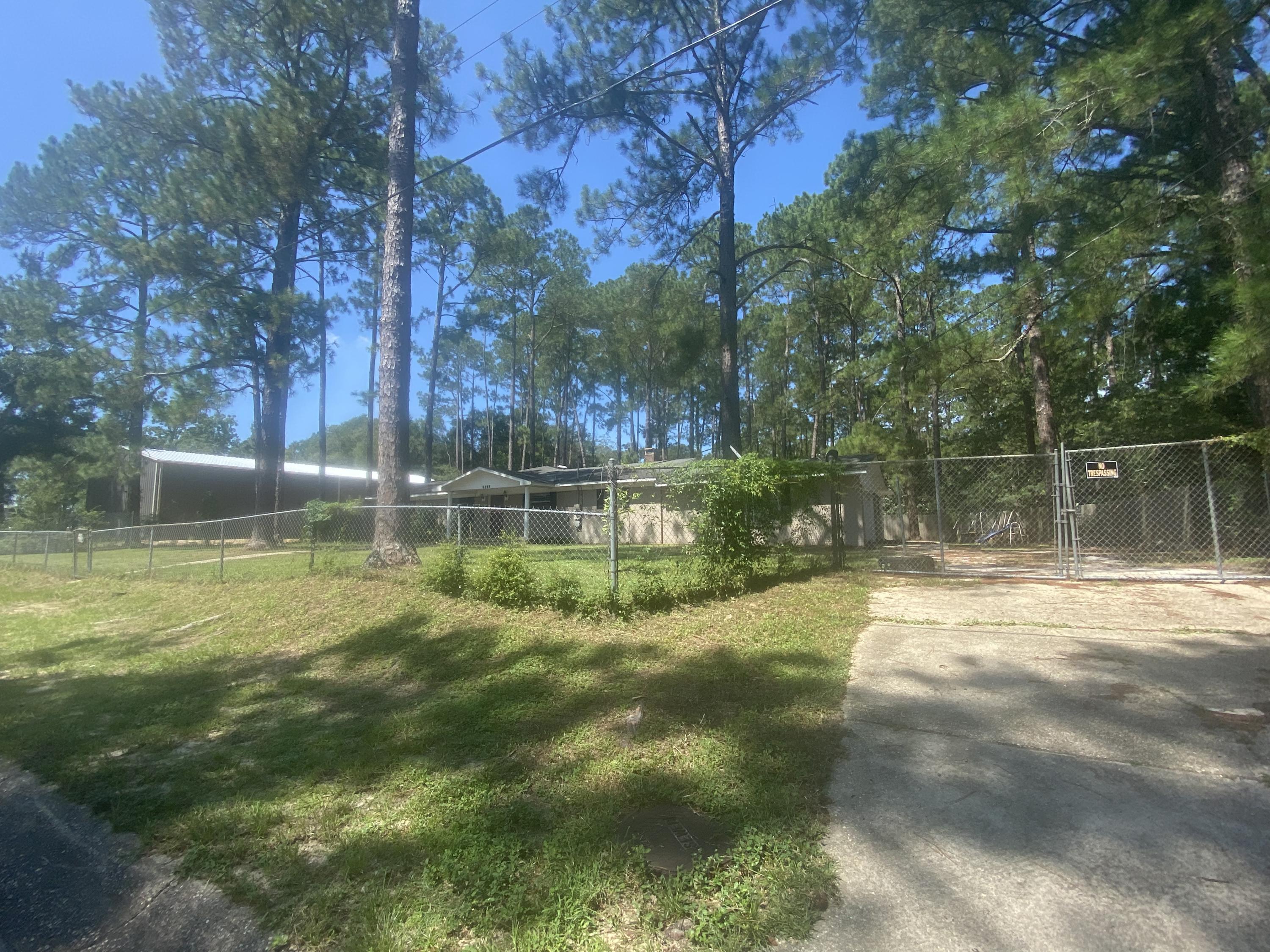 CRESTVIEW - Residential