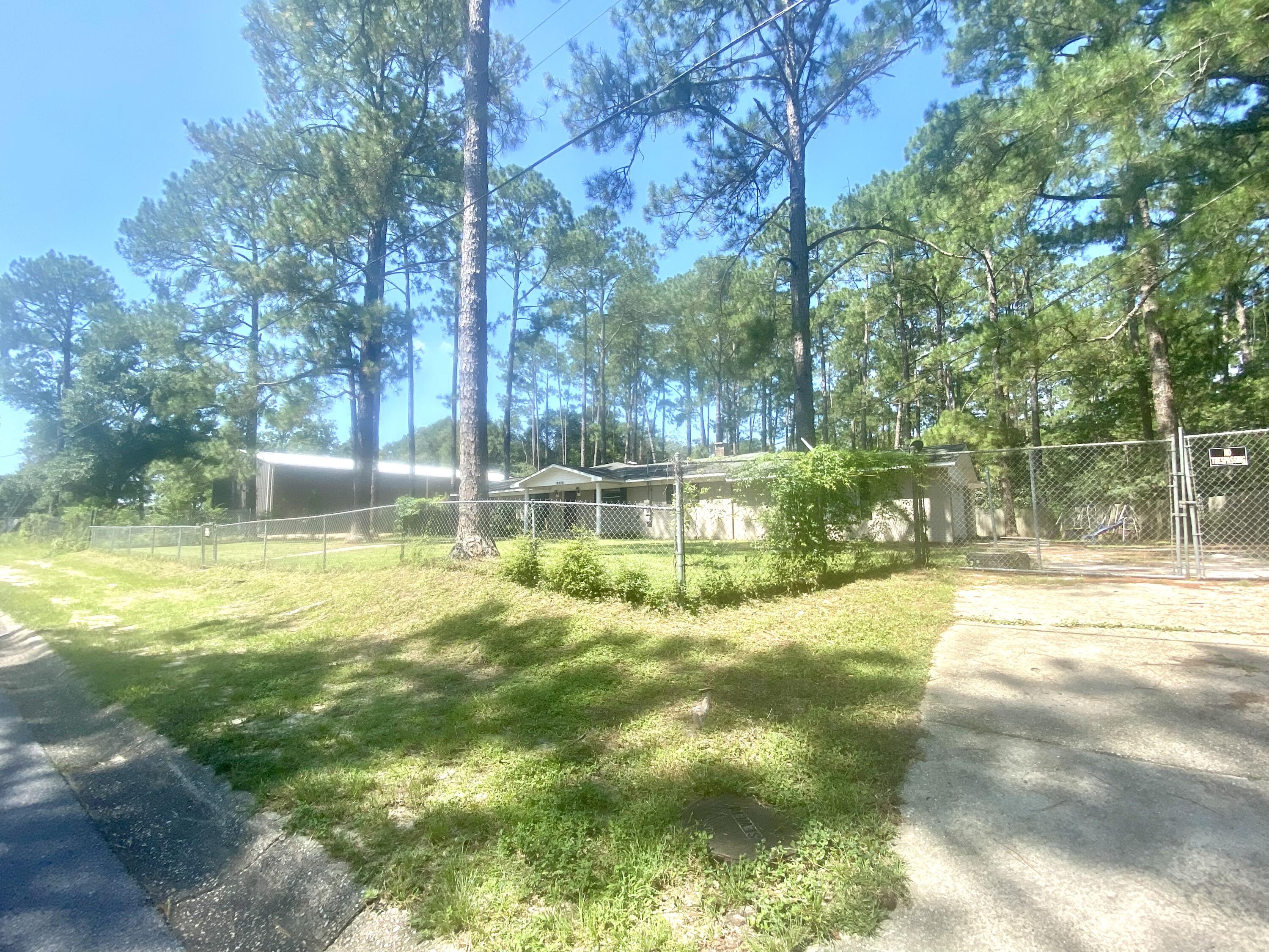 CRESTVIEW - Residential