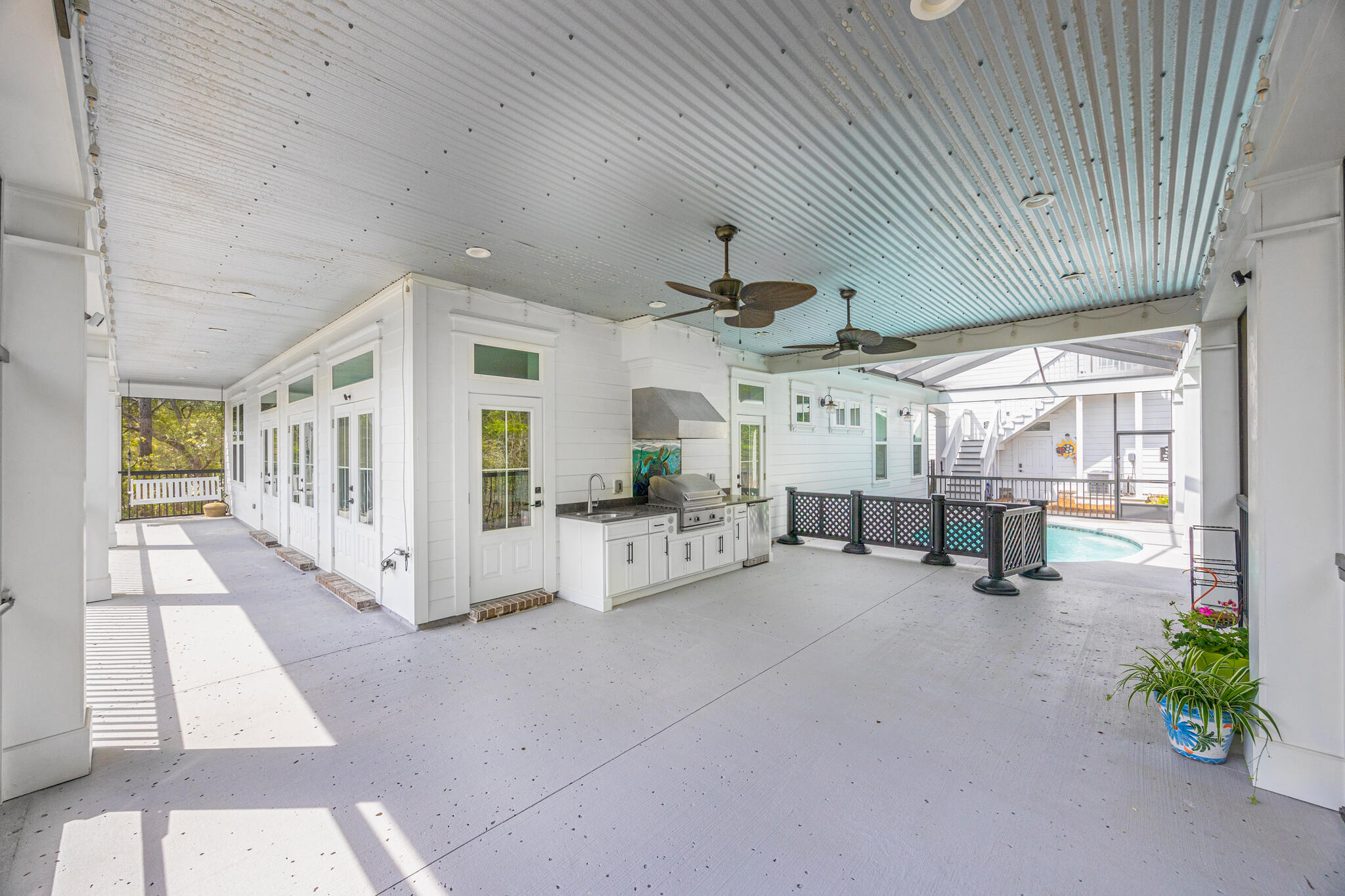 BLUE MOUNTAIN BEACH - Residential
