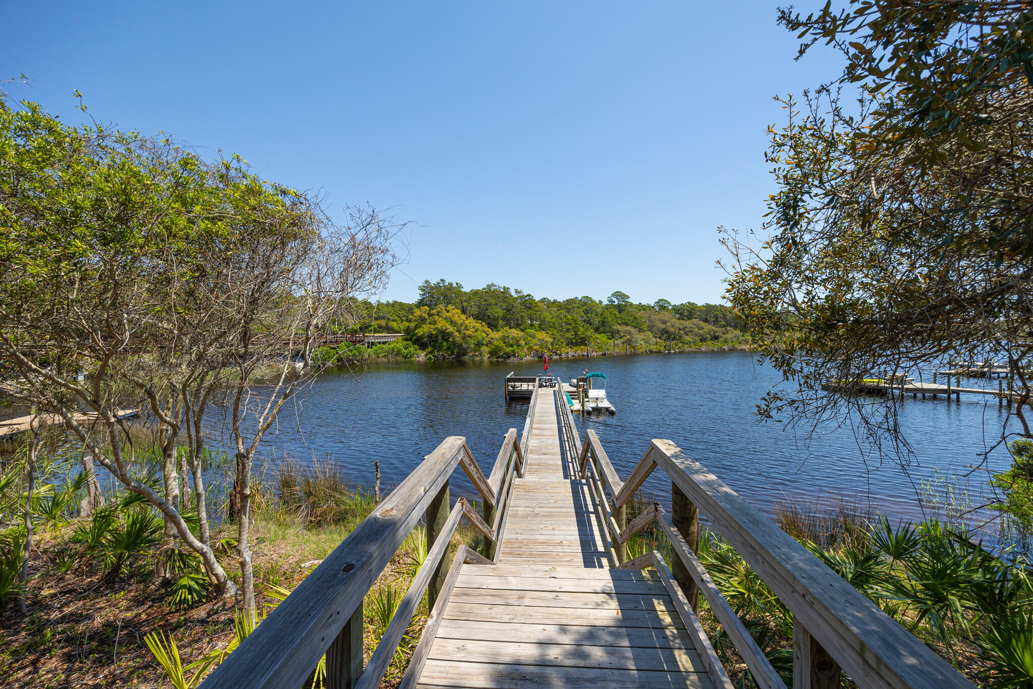BLUE MOUNTAIN BEACH - Residential